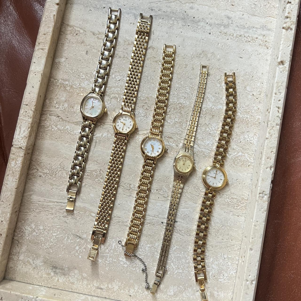 item listed by vintrinsequeave
