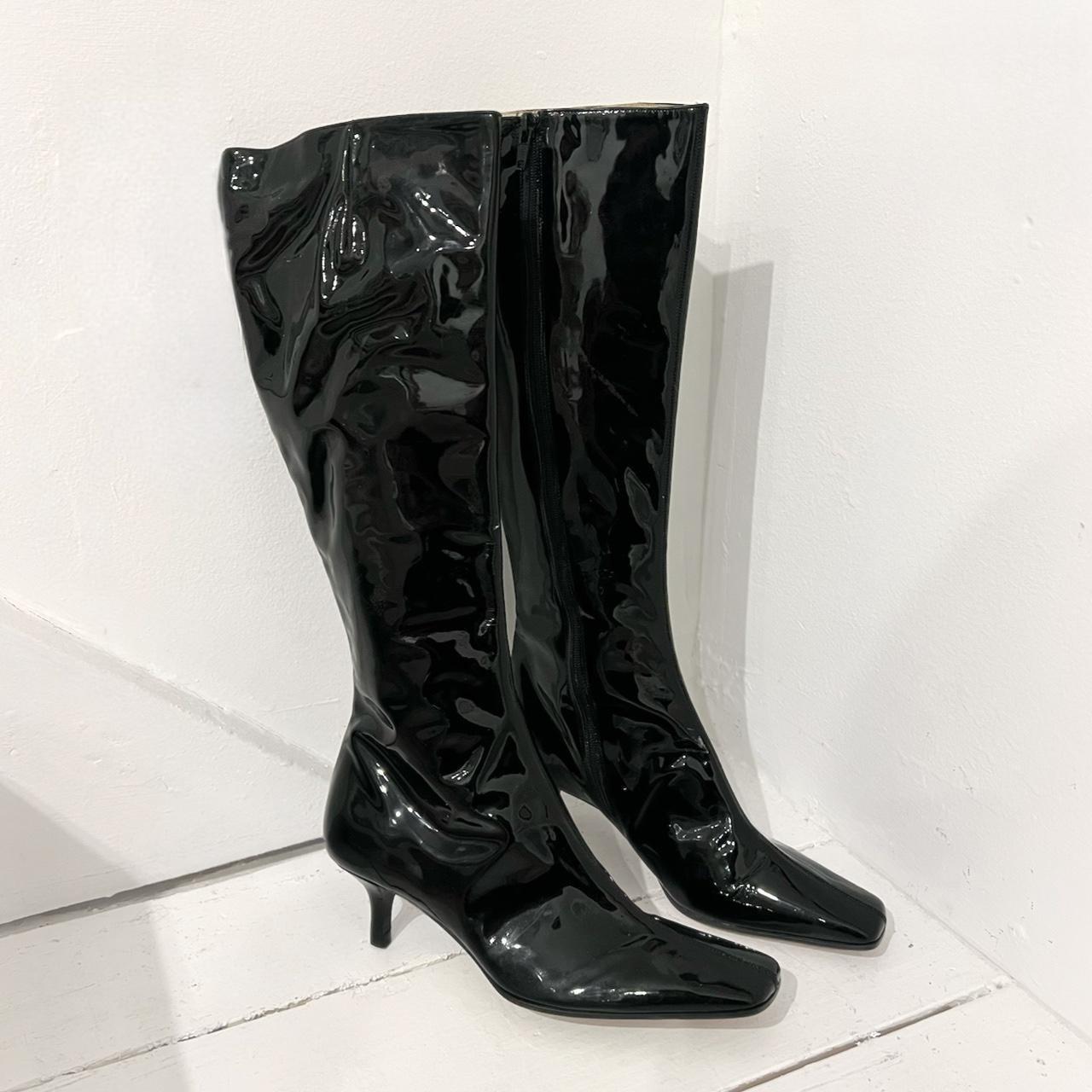 Isaac store mizrahi boots