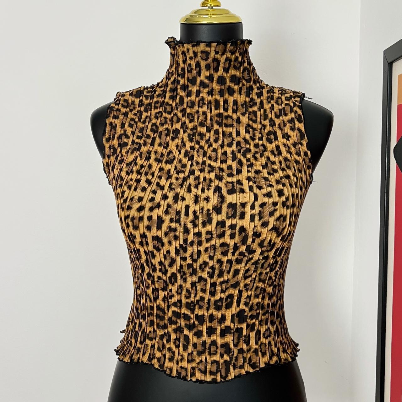 item listed by vintagehours