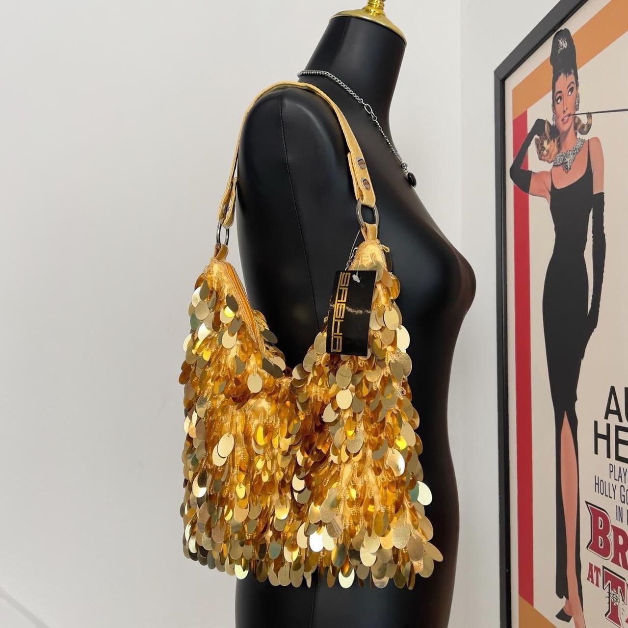 item listed by vintagehours