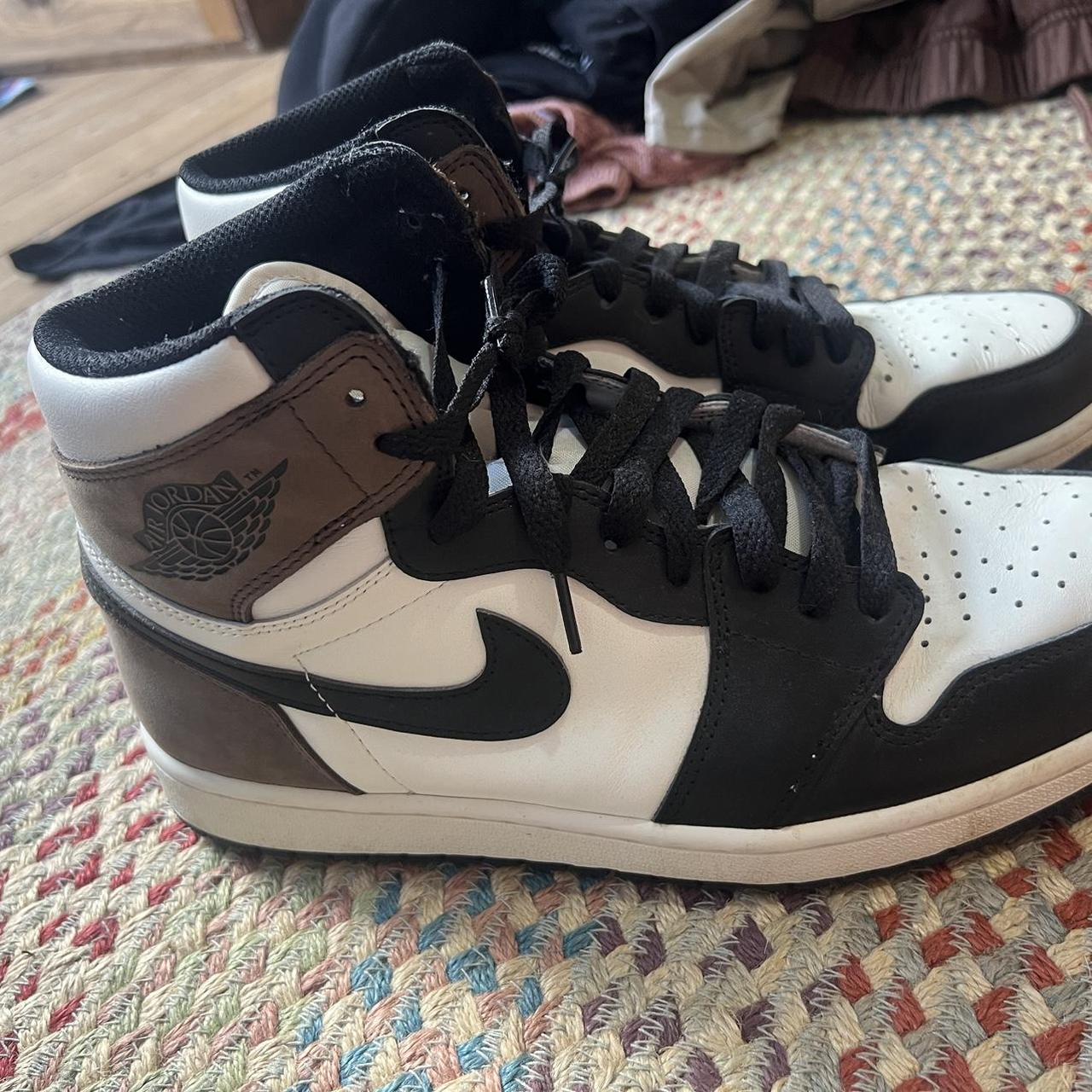 jordan 1 mocha size 4.5