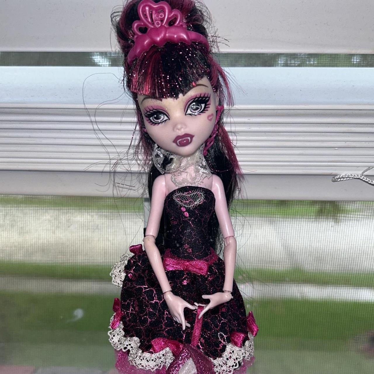 Monster High Doll sweet 1600 selling Draculaura