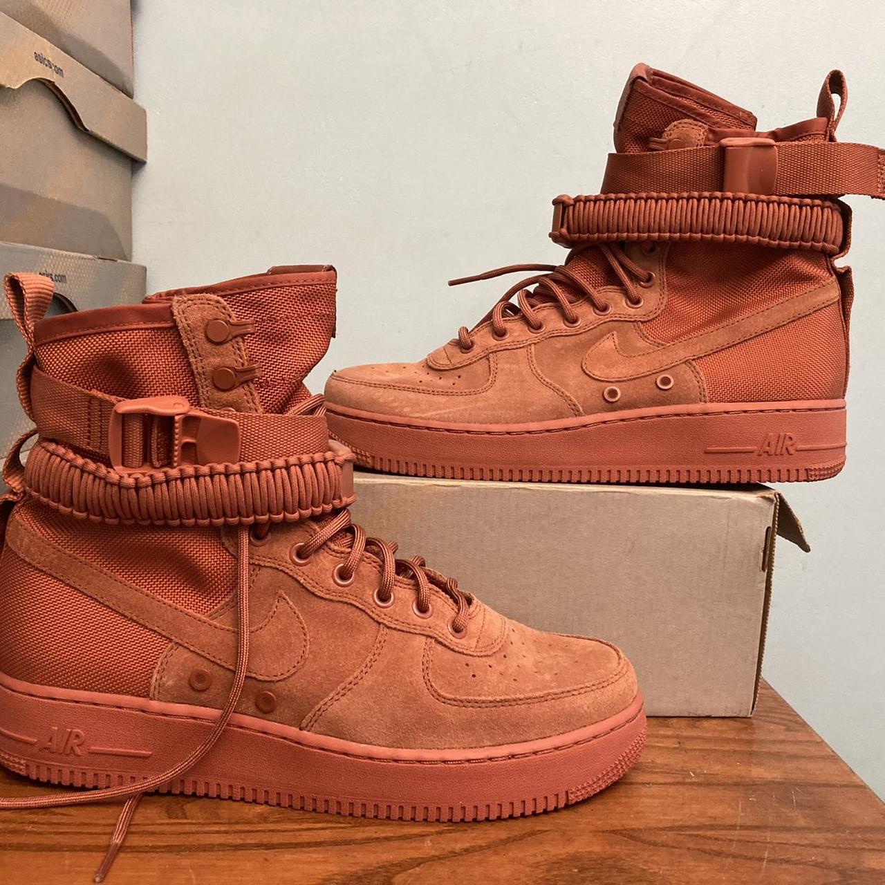 DS new 2018 Nike sf af1 Air Force 1 dusty peach. Depop