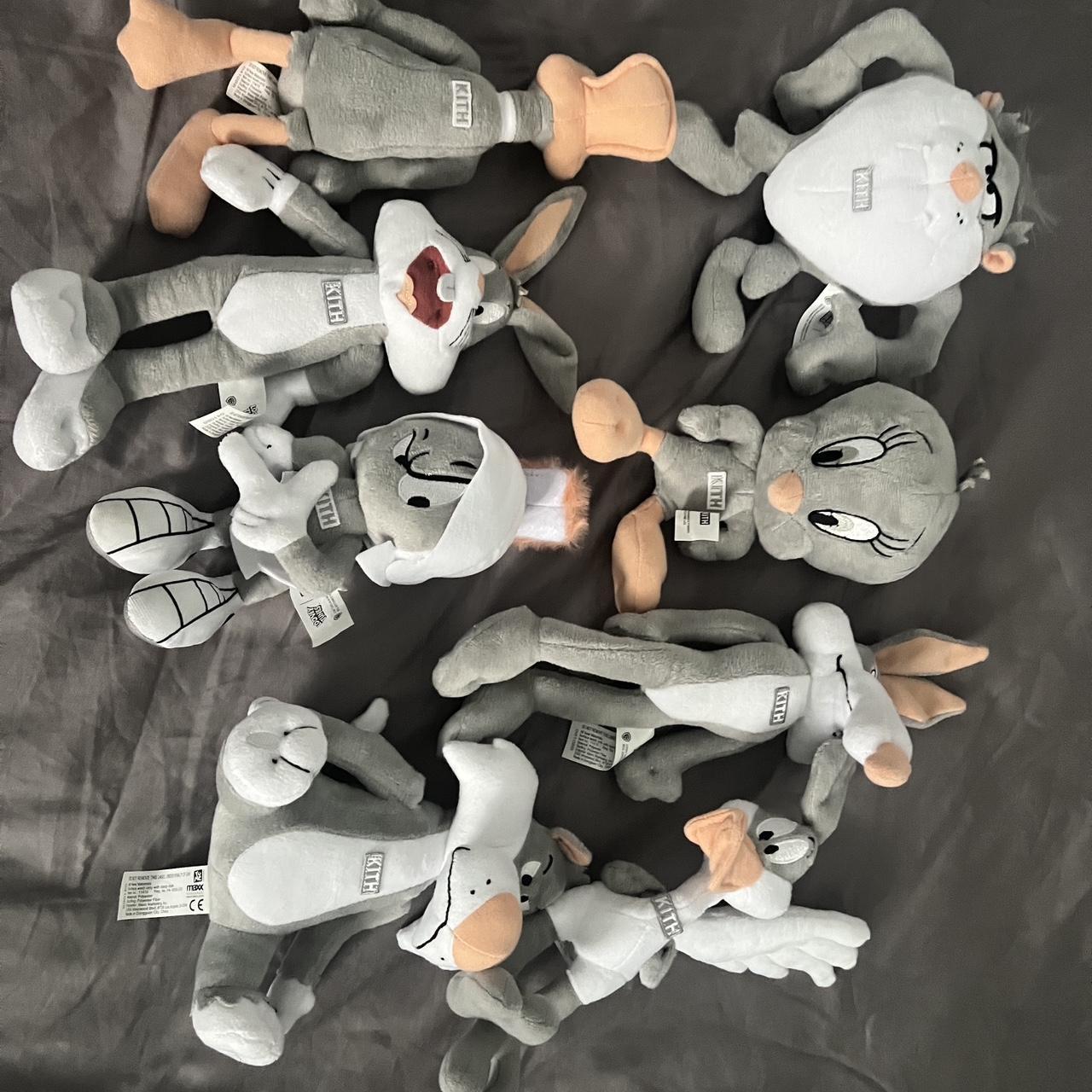 キャラクターグッズ Supreme - KITH x LOONEYTUNES 8 PACK PUSH SET Kith x Looney Tunes 8 Pack Plush Set - US