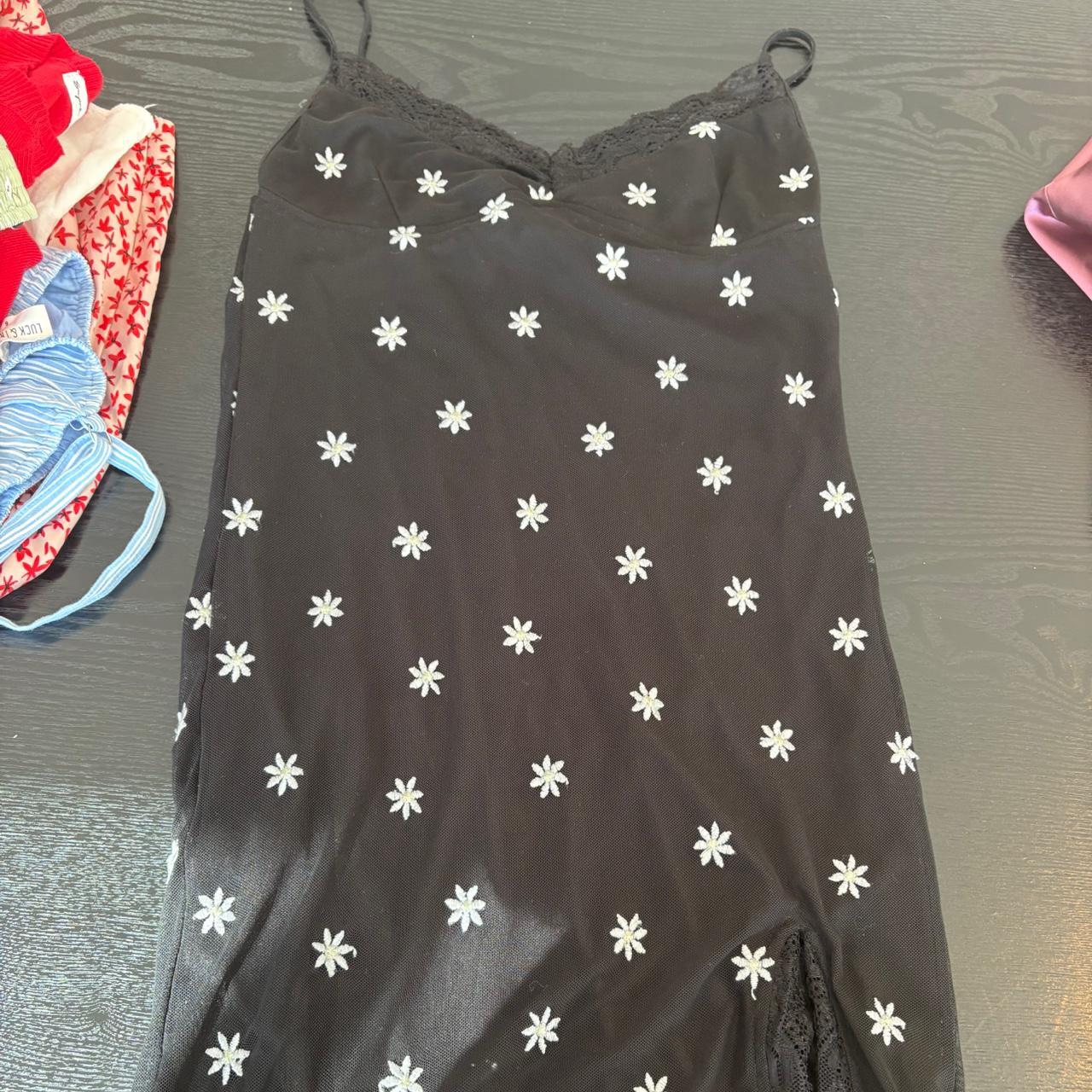 Motel Rocks Black Daisy Dress Motel Black Mini Dress With Daisy