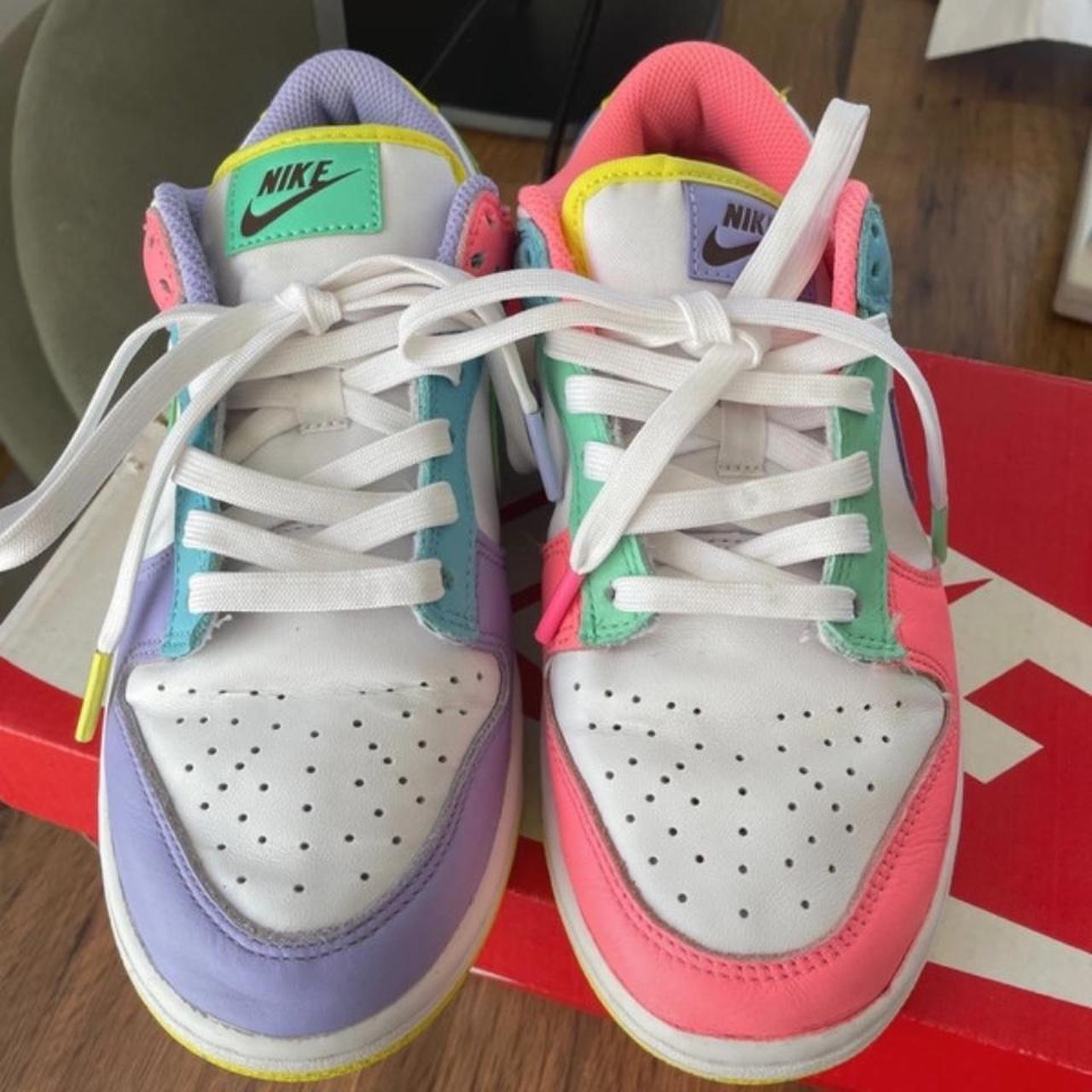 women dunk low easter