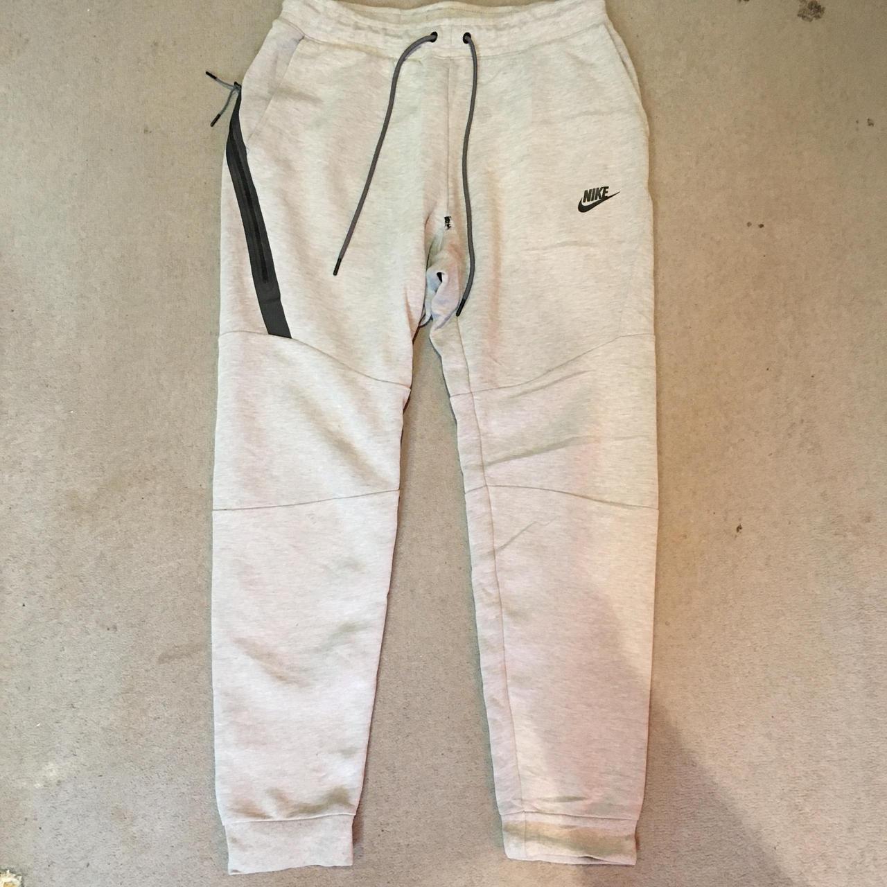 Nike Tech Fleece grey joggers old season RRP £85