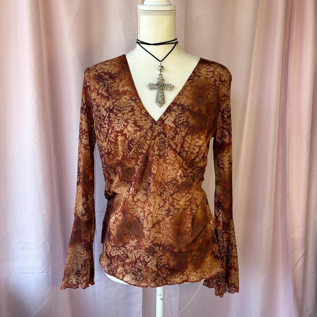 item listed by siete_vintage