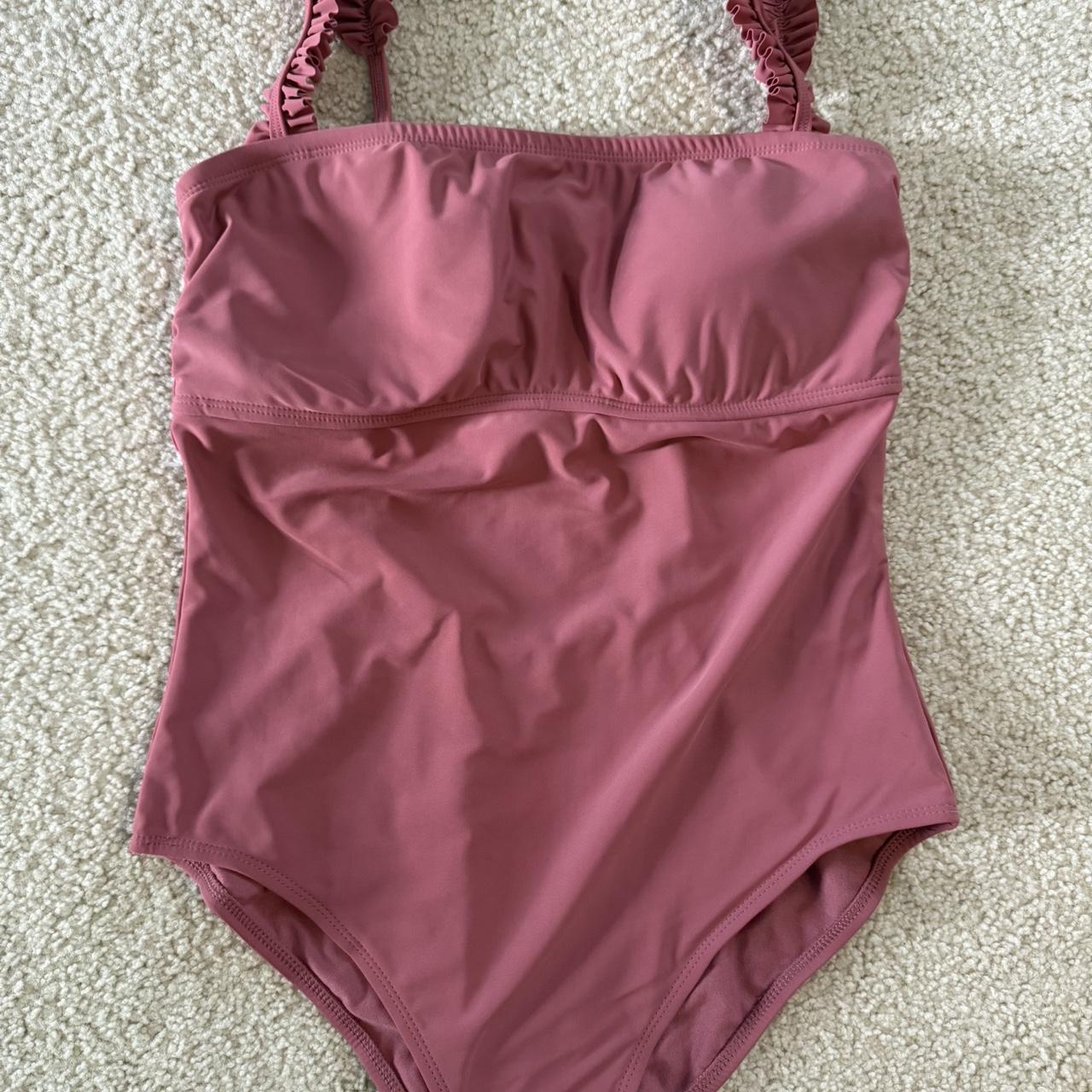item listed by avelloa