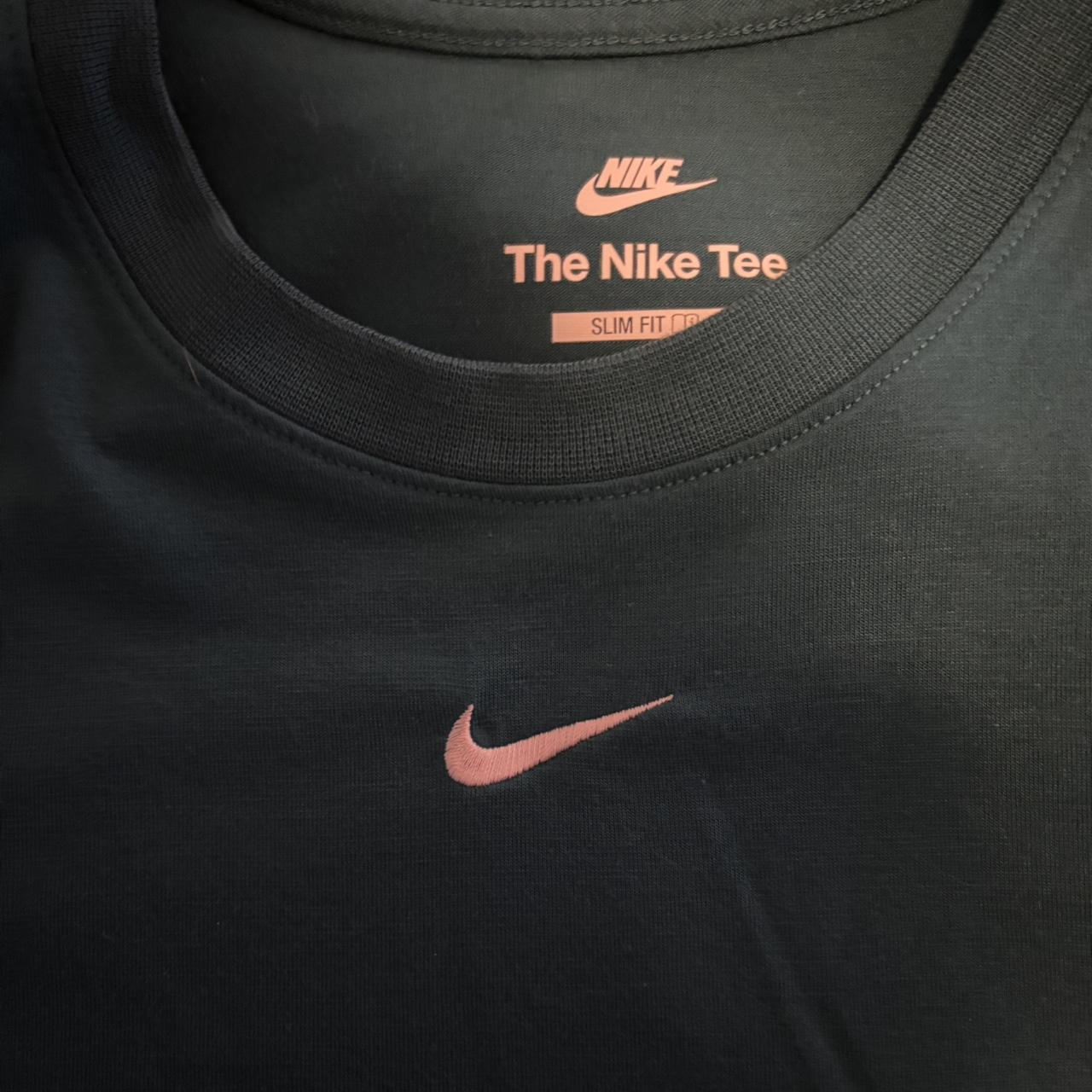 real nike crop top Depop