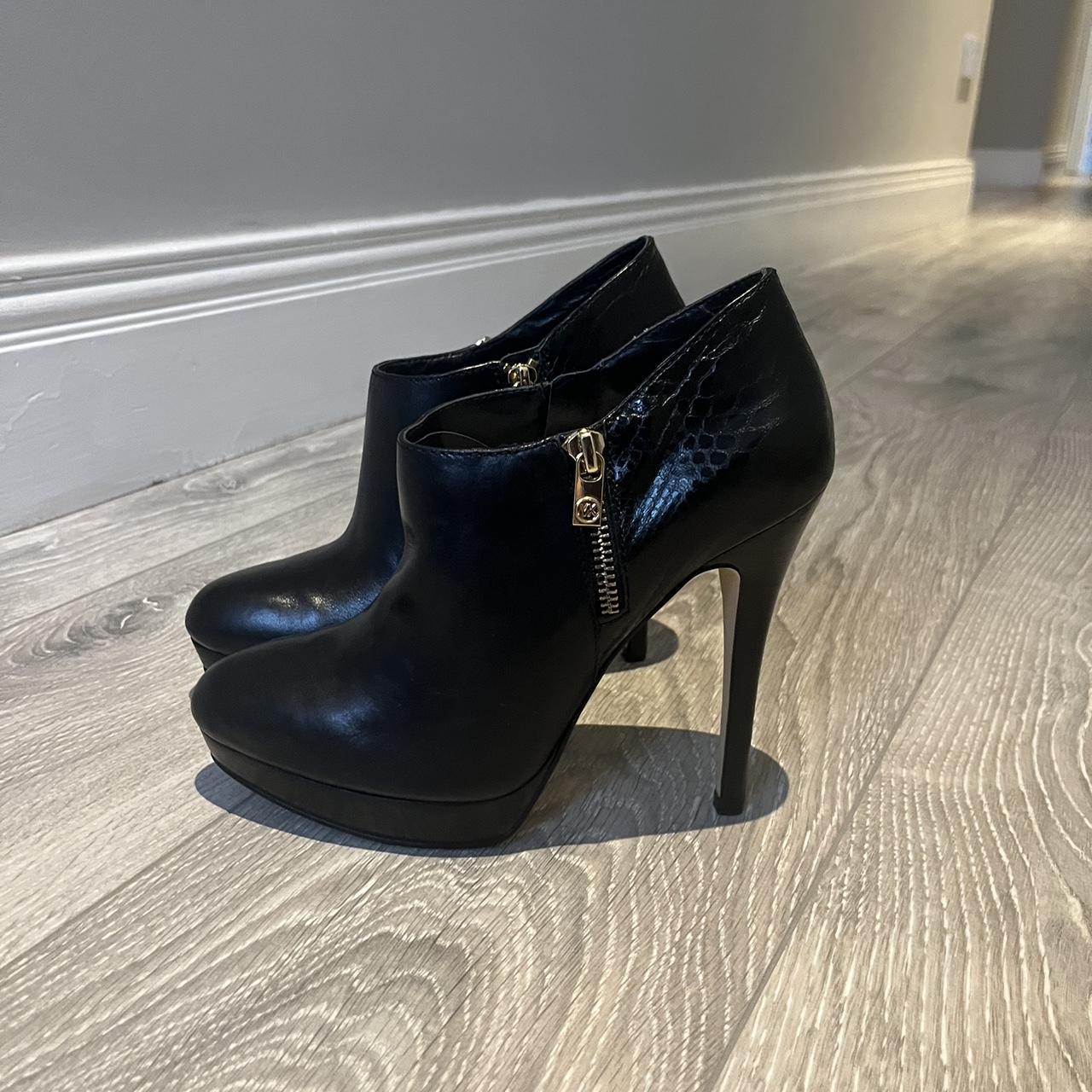 Michael kors black deals leather shoes