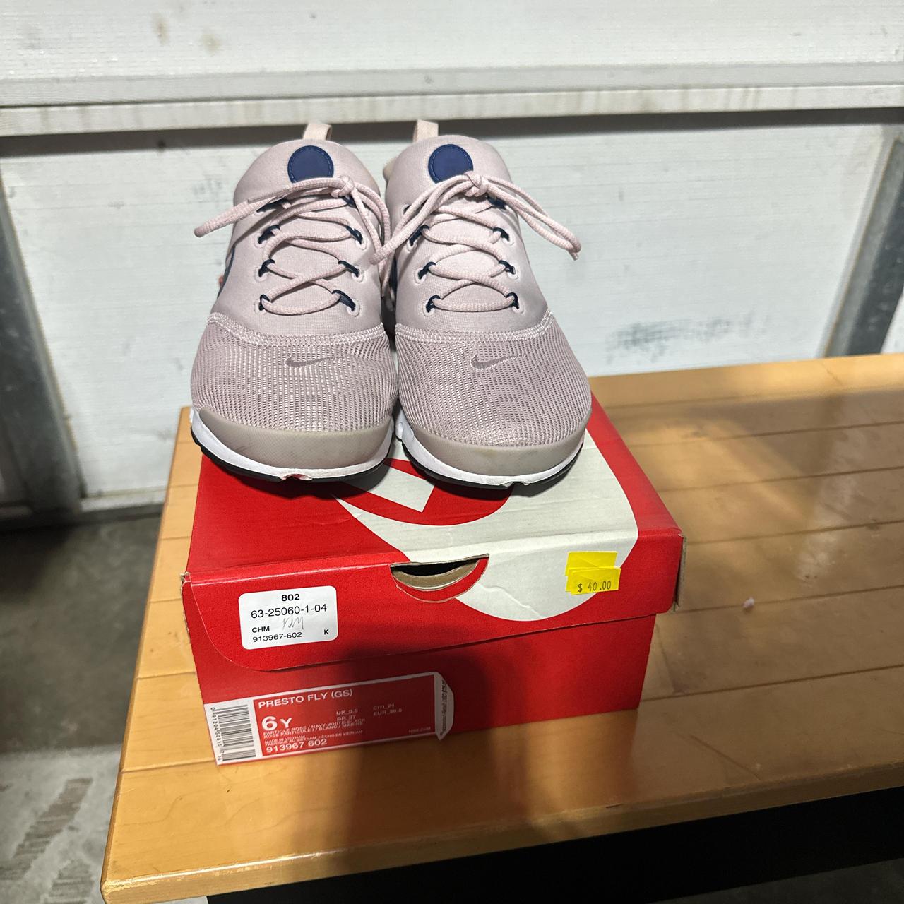 size 7 womens in youth nike