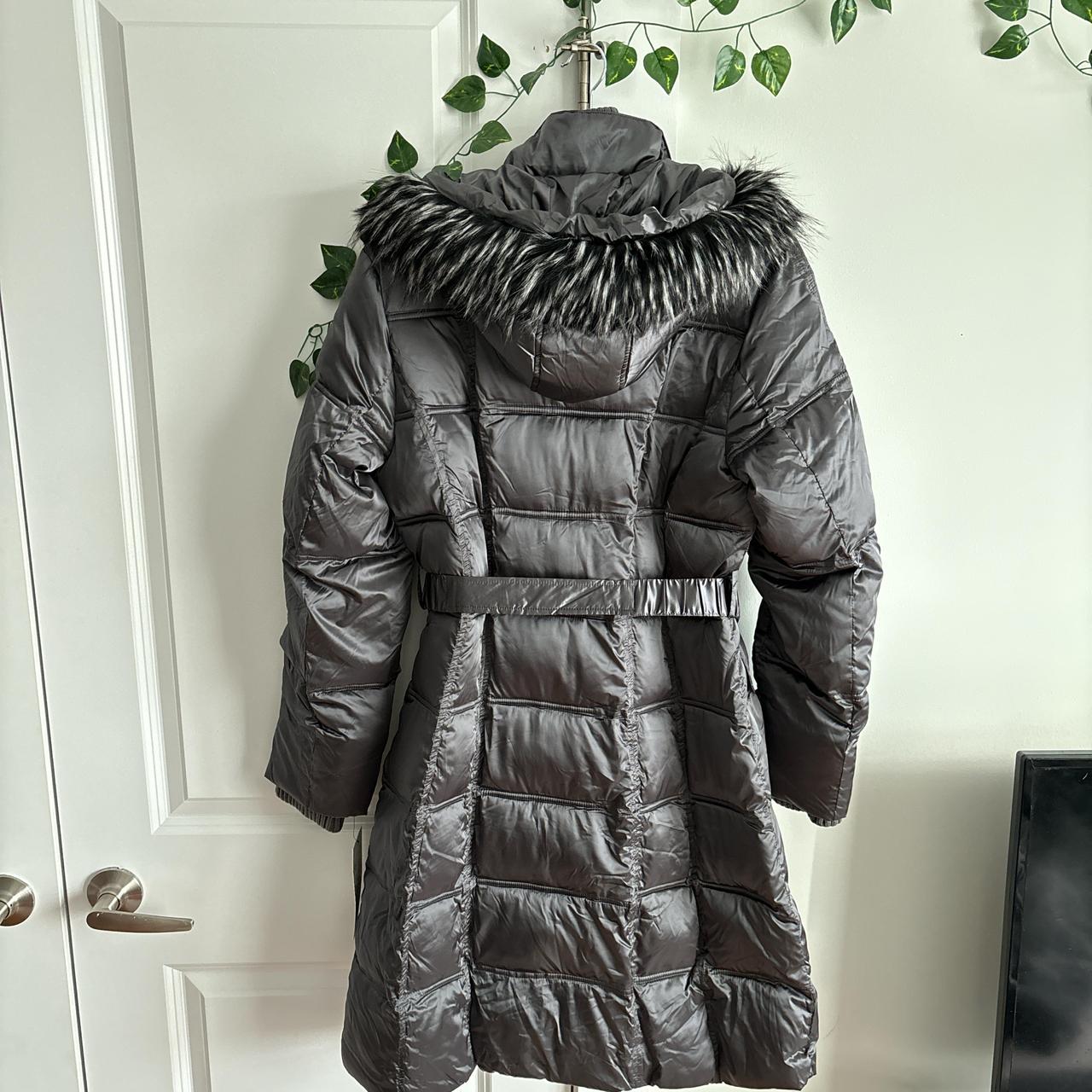 NWT Parka 2024 Coat super warm and cozy.