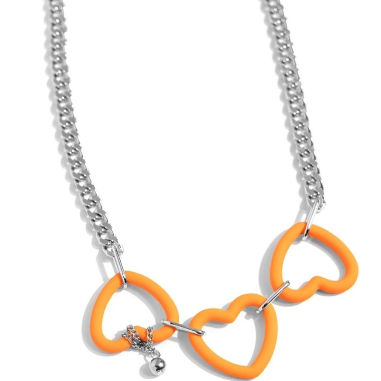 item listed by liz890_b