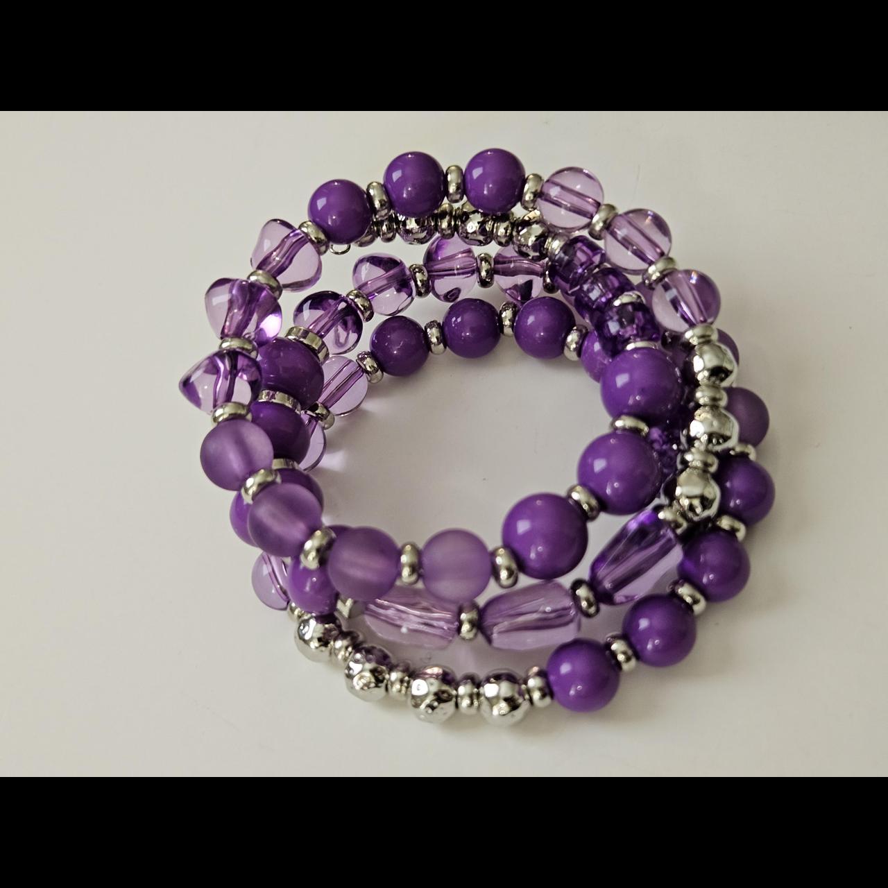 item listed by liz890_b