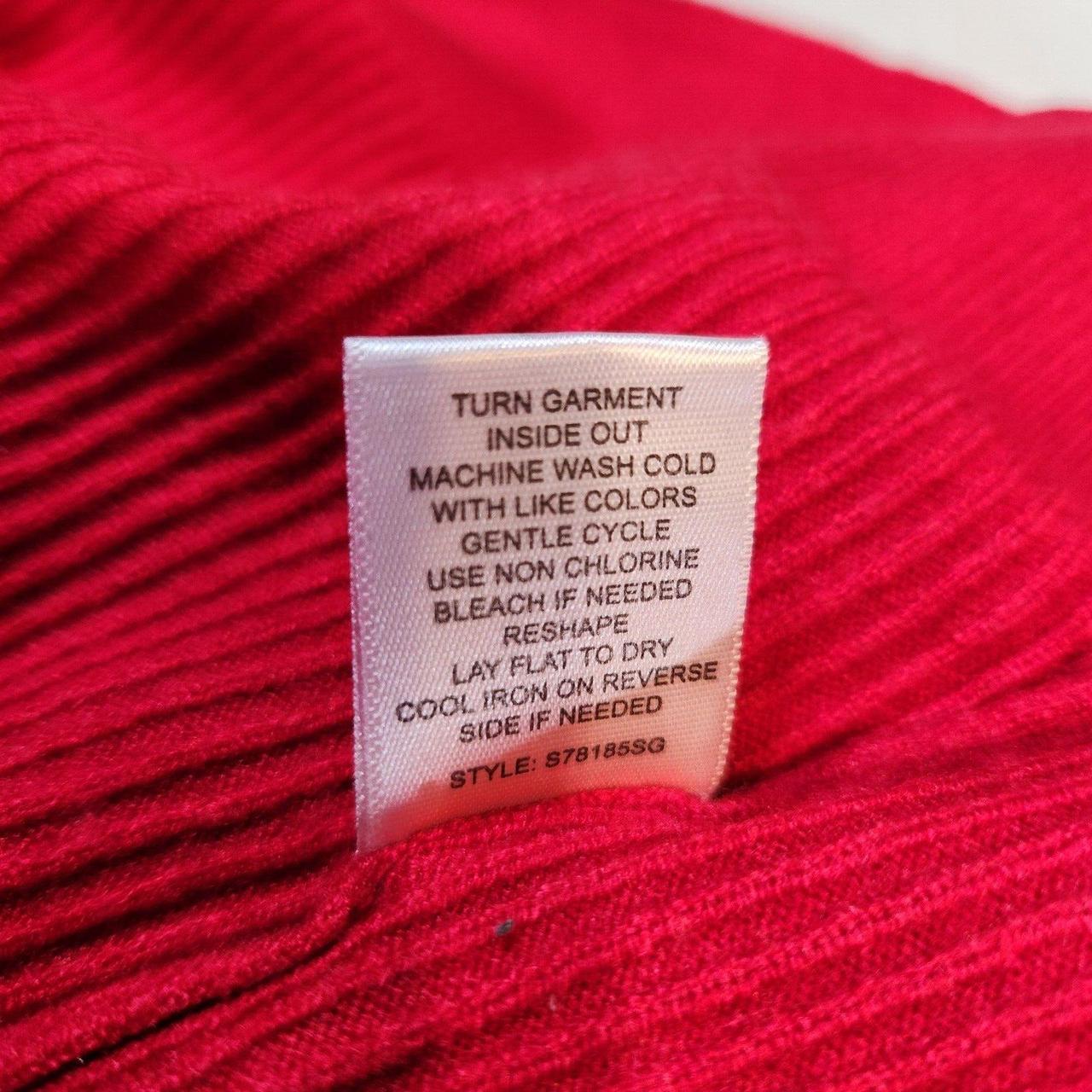 Source Unknown Women's Sweater - Red - L – Isela … - image 8