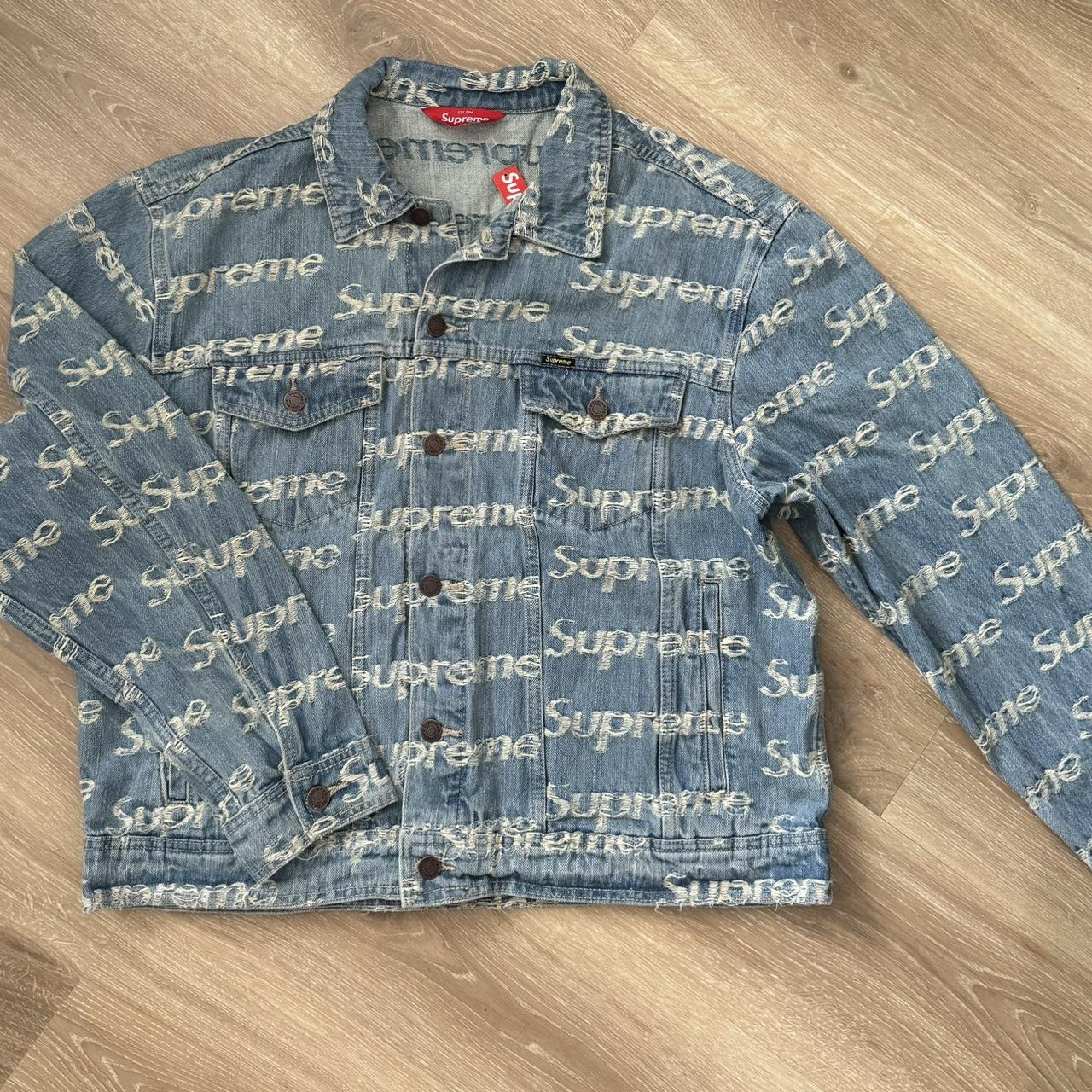 Supreme Frayed logos denim Tracker jacket L New, no... - Depop