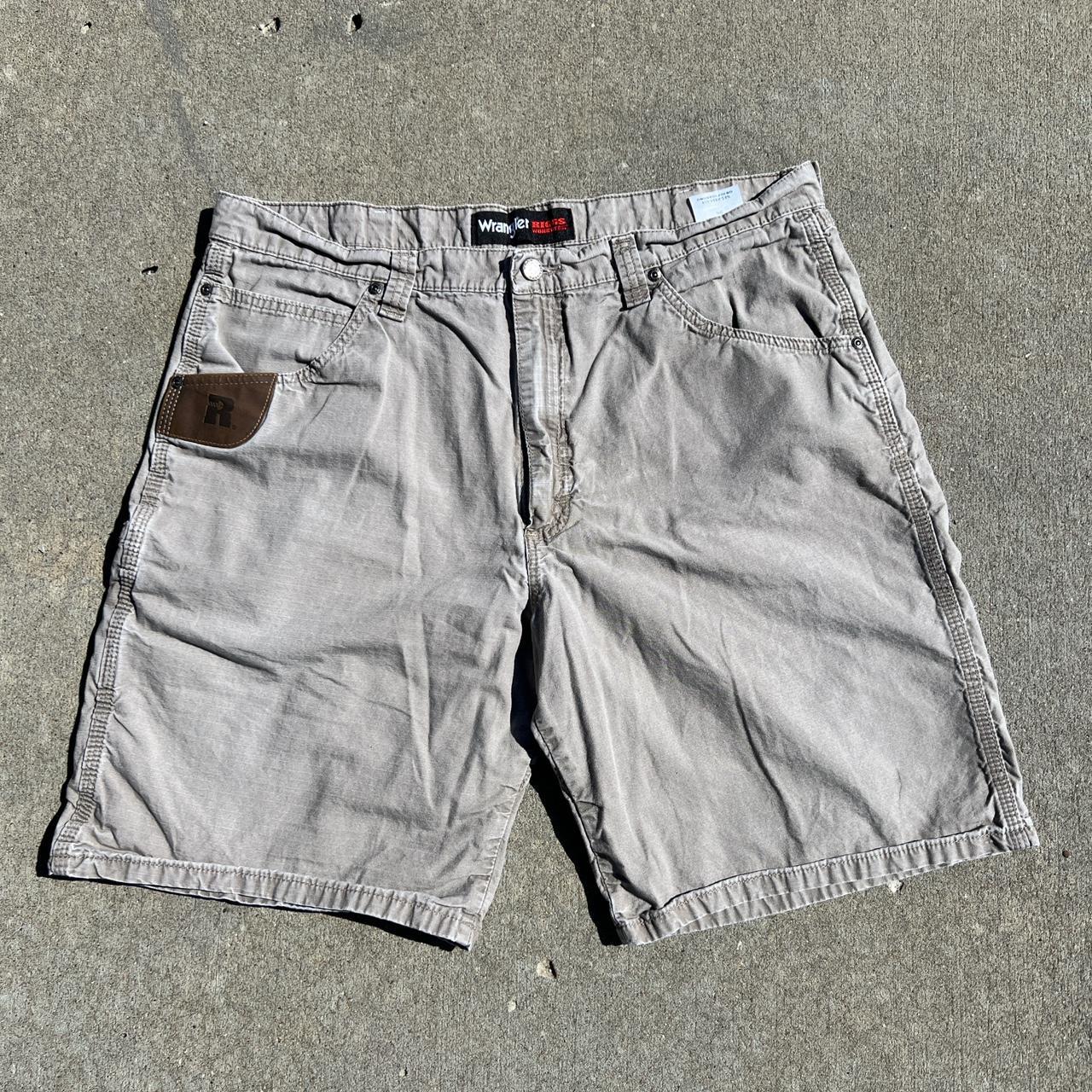 item listed by clothesdaily