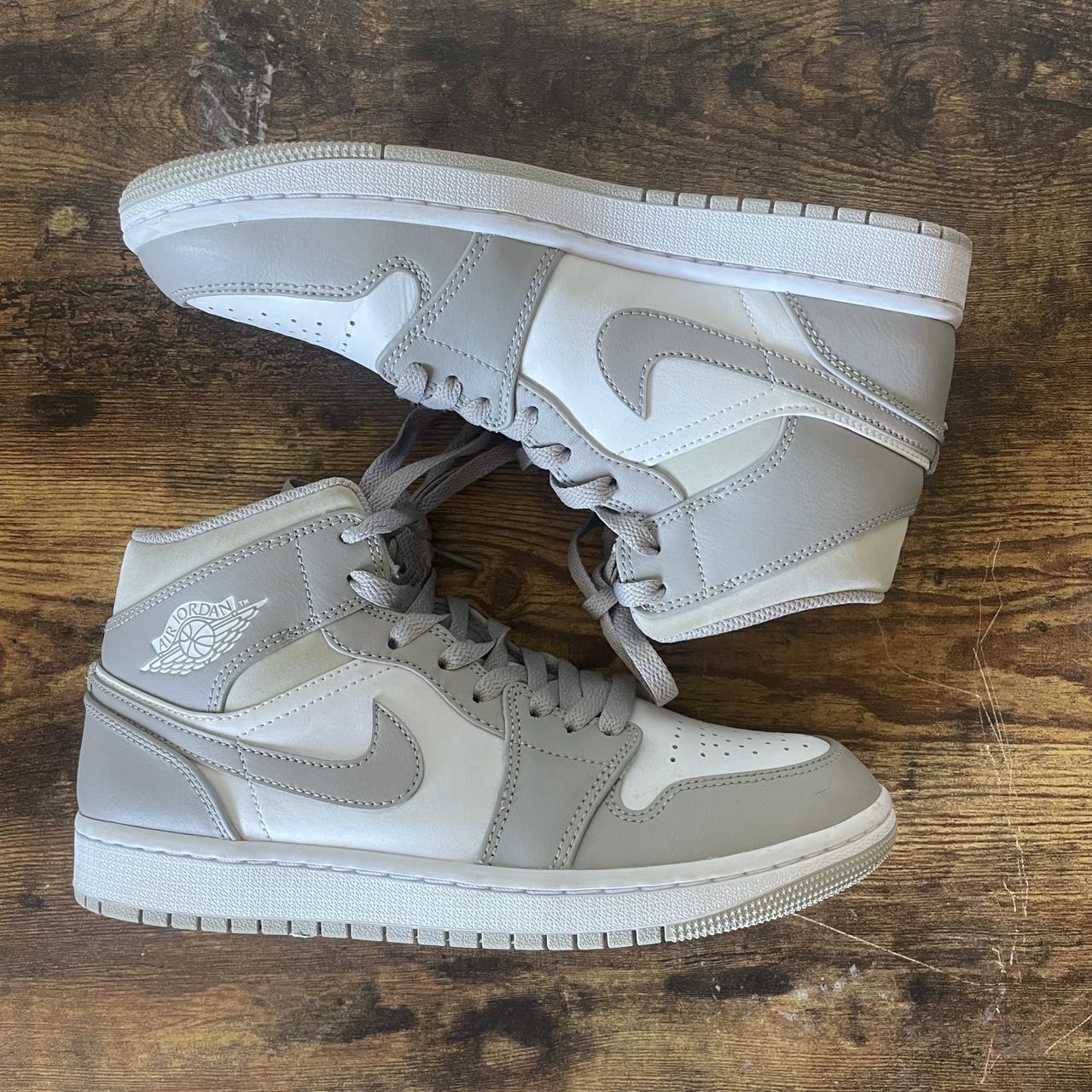 Air Jordan 1 hot Mid college grey