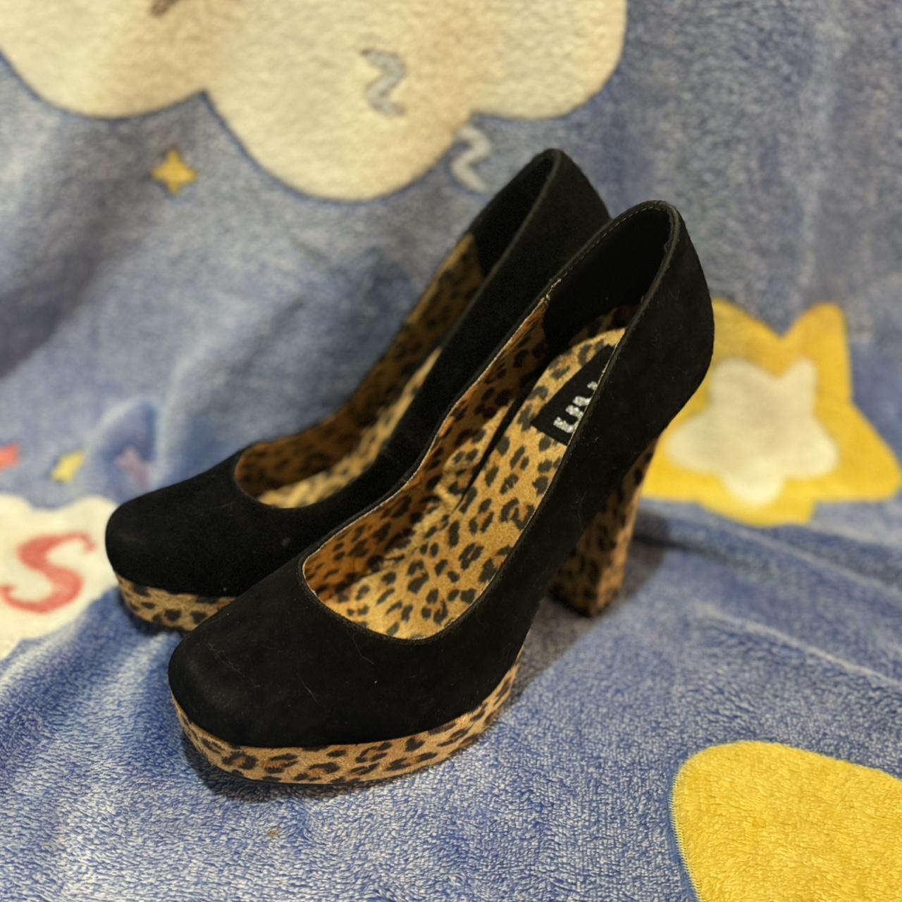 item listed by miffysthriftshop