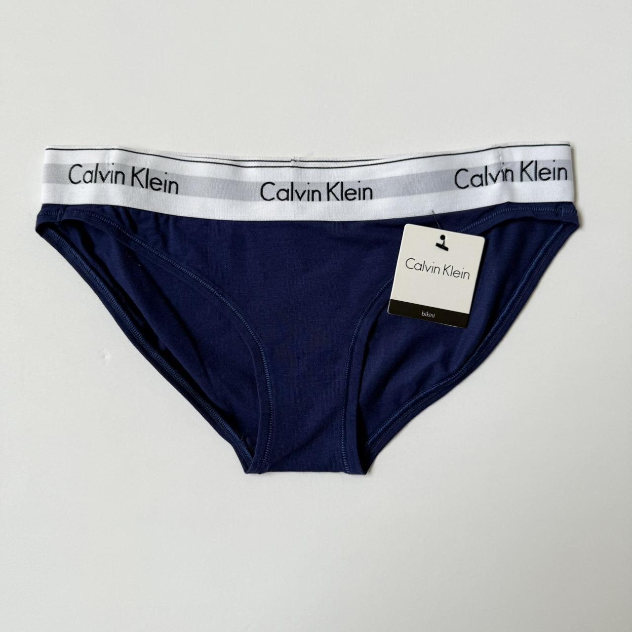 item listed by 10seagirl