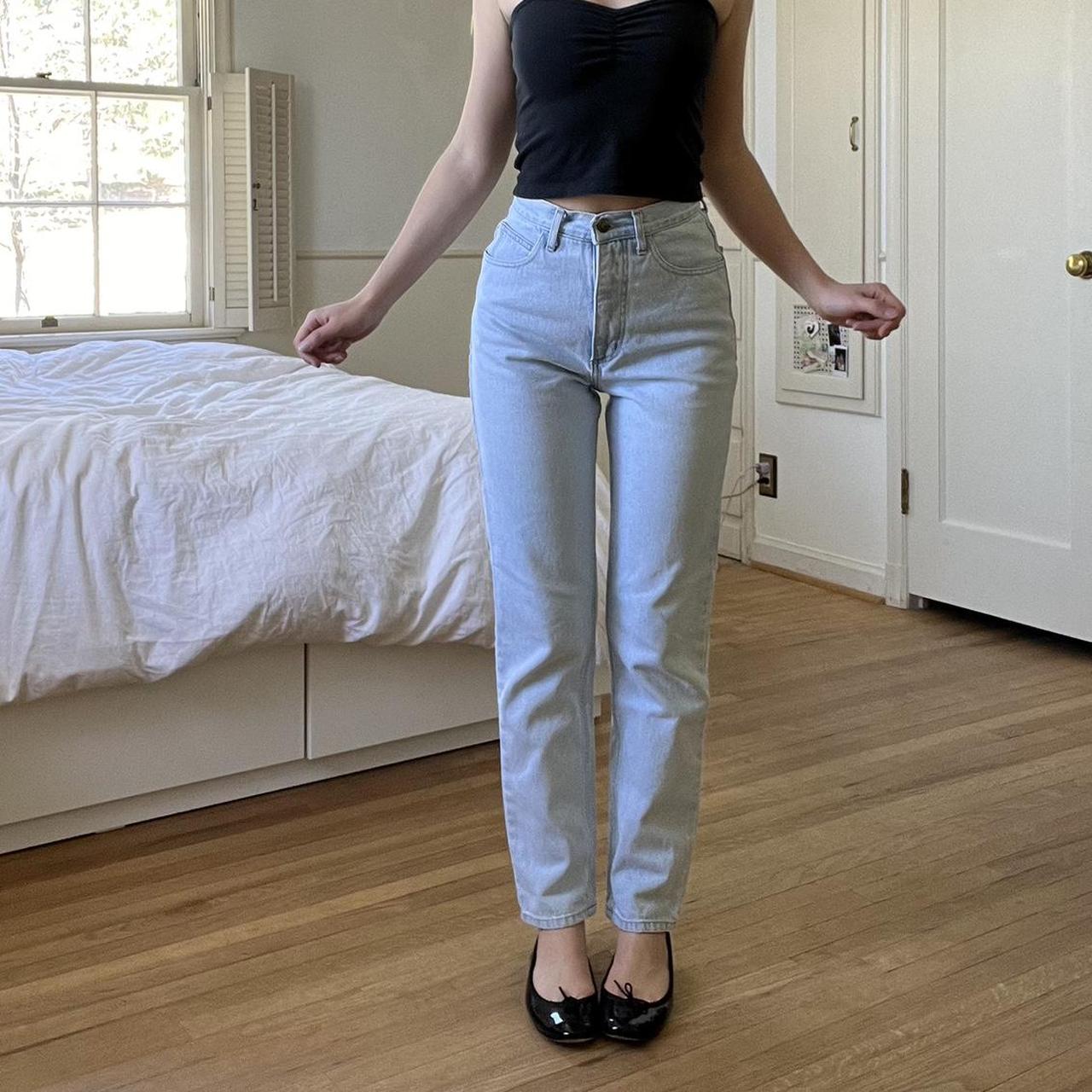 Vintage guess high waisted jeans So flattering - Depop