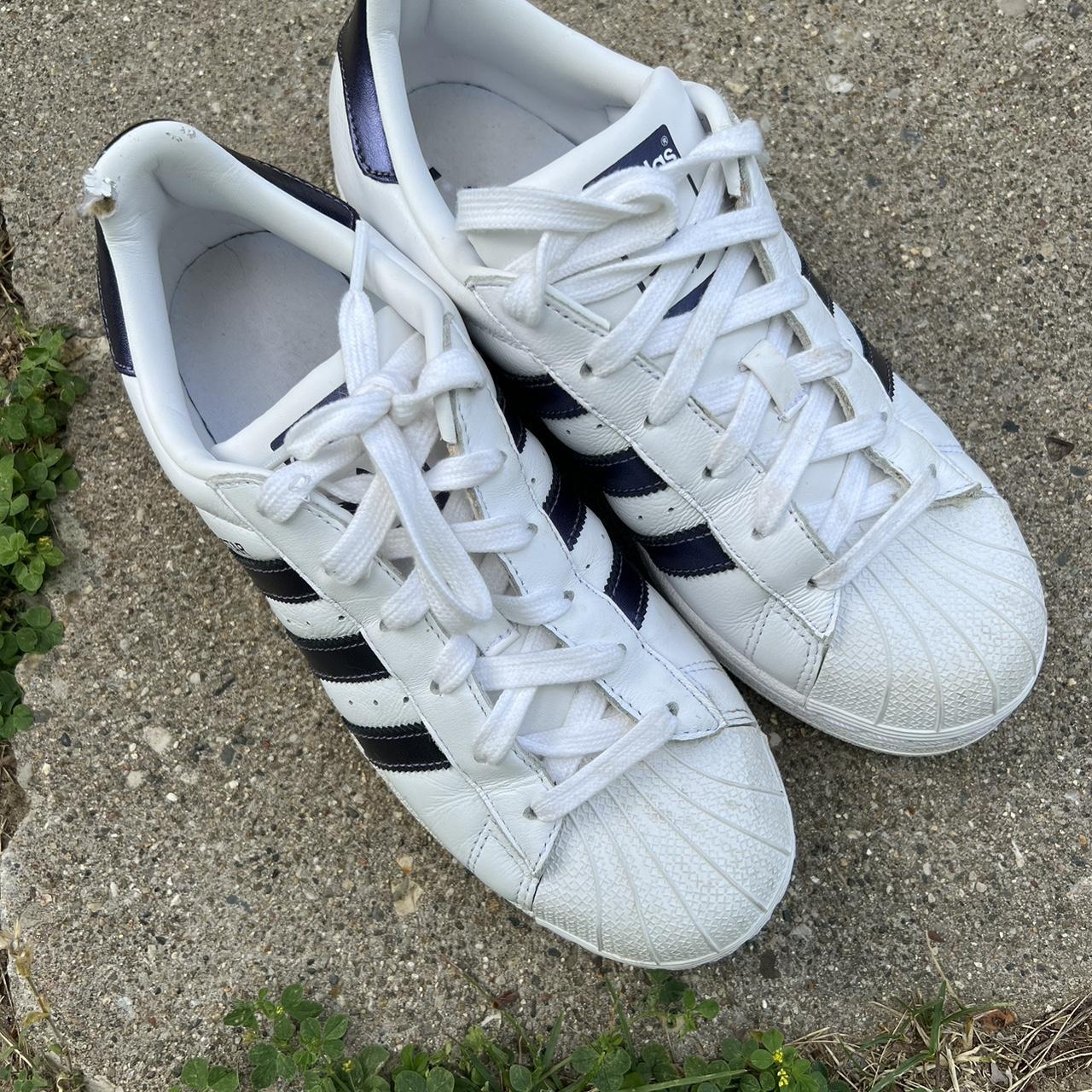 adidas original superstar slip on violet