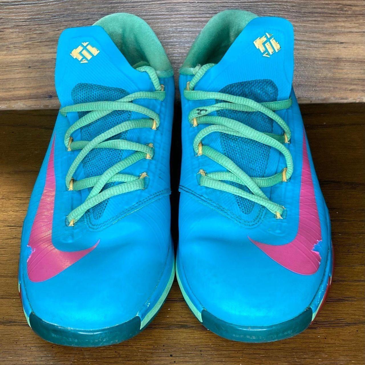 green and pink kd