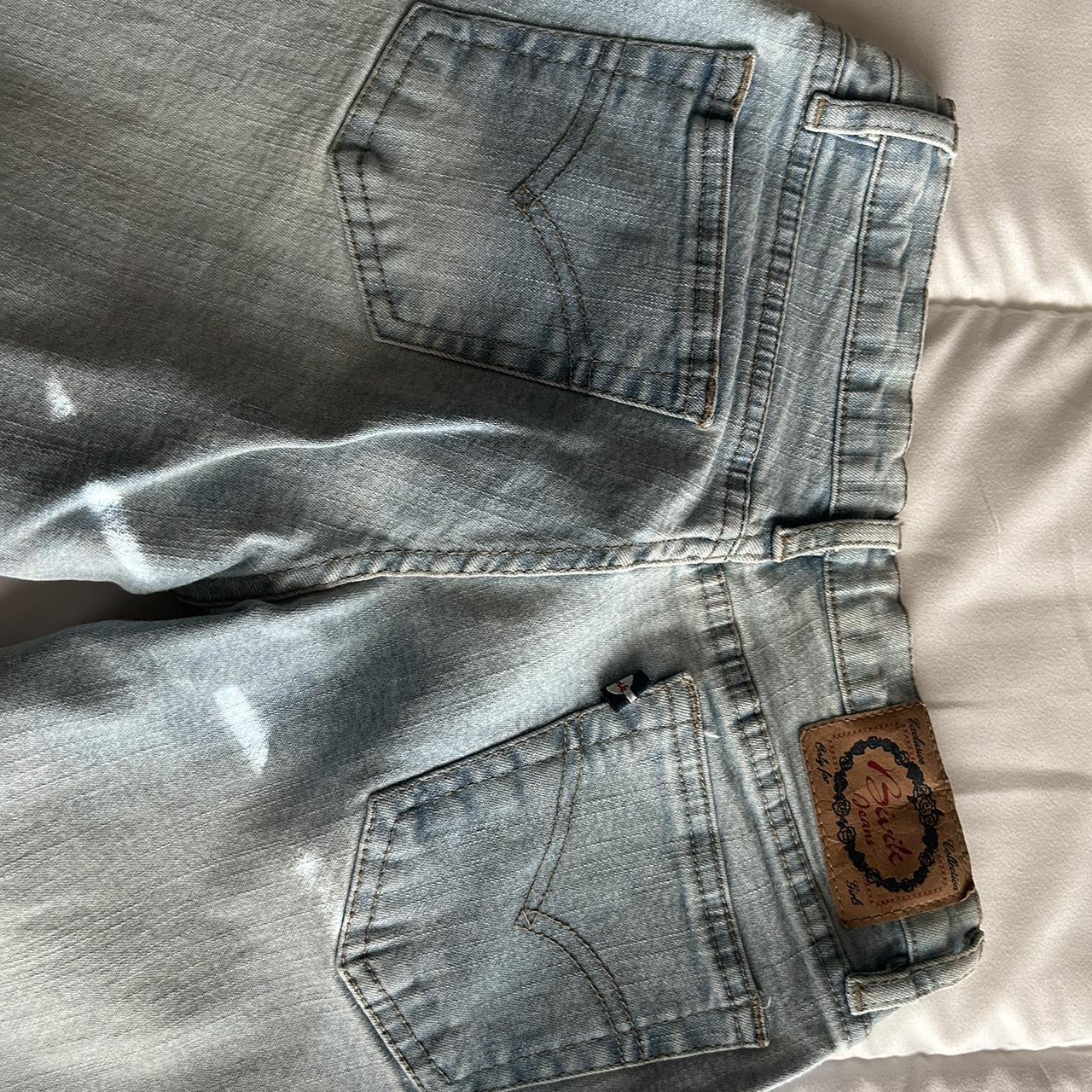 item listed by lunaavalentina