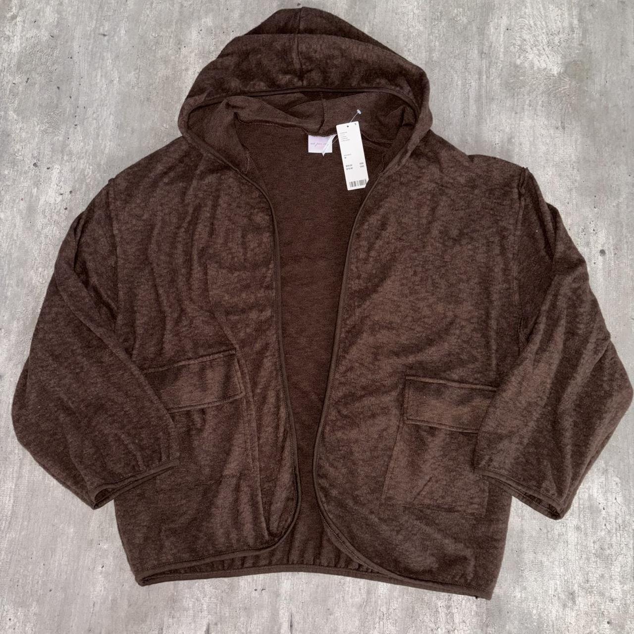 item listed by ashtonvthrifts