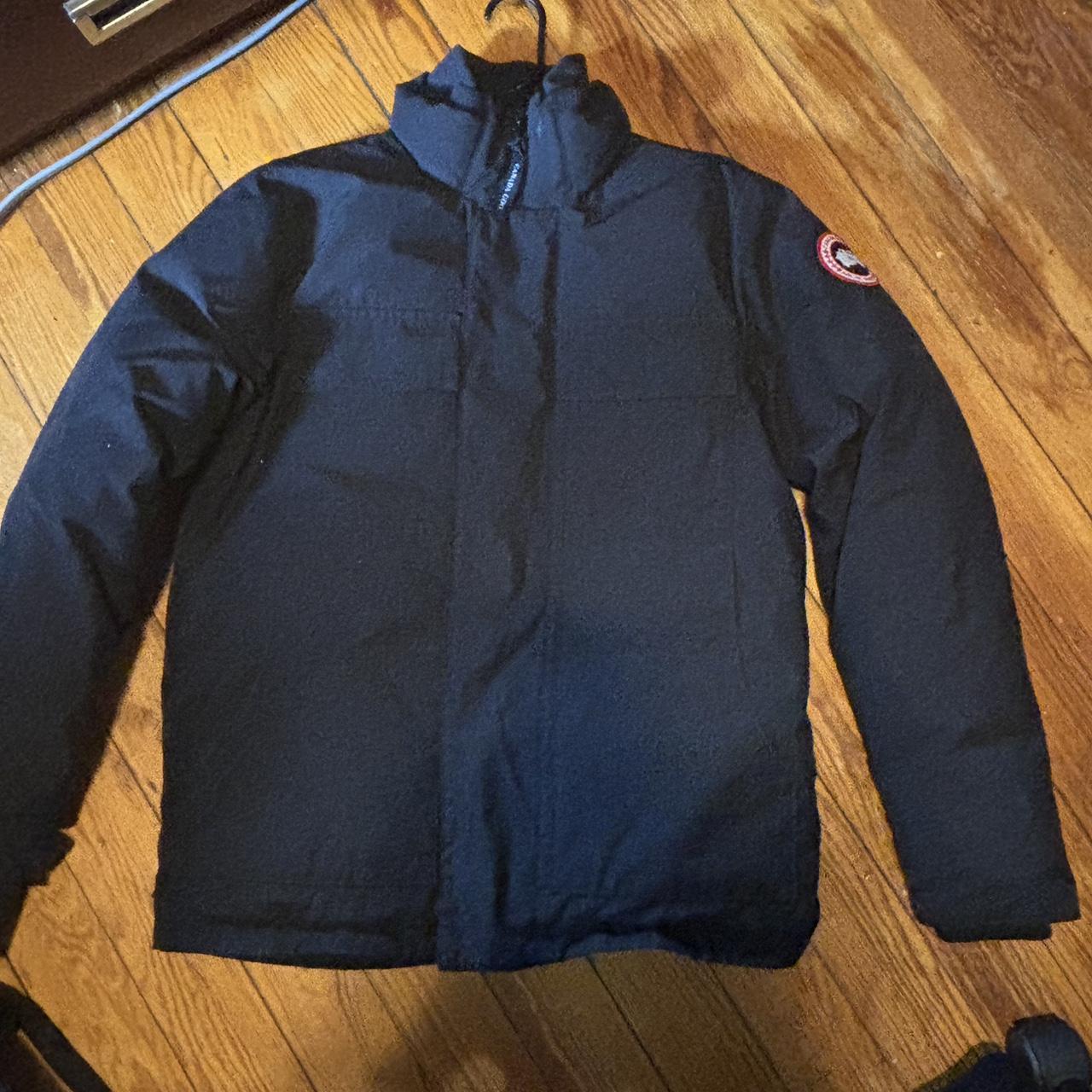 Depop canada goose online