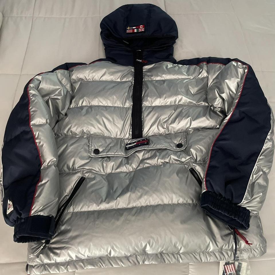 Kith x tommy hilfiger expedition puffer pullover gold hotsell