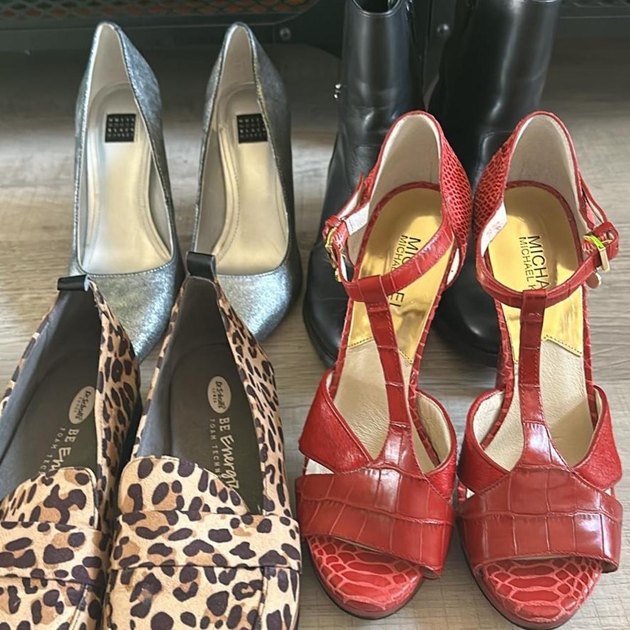 pairs of shoes This is a set of pairs