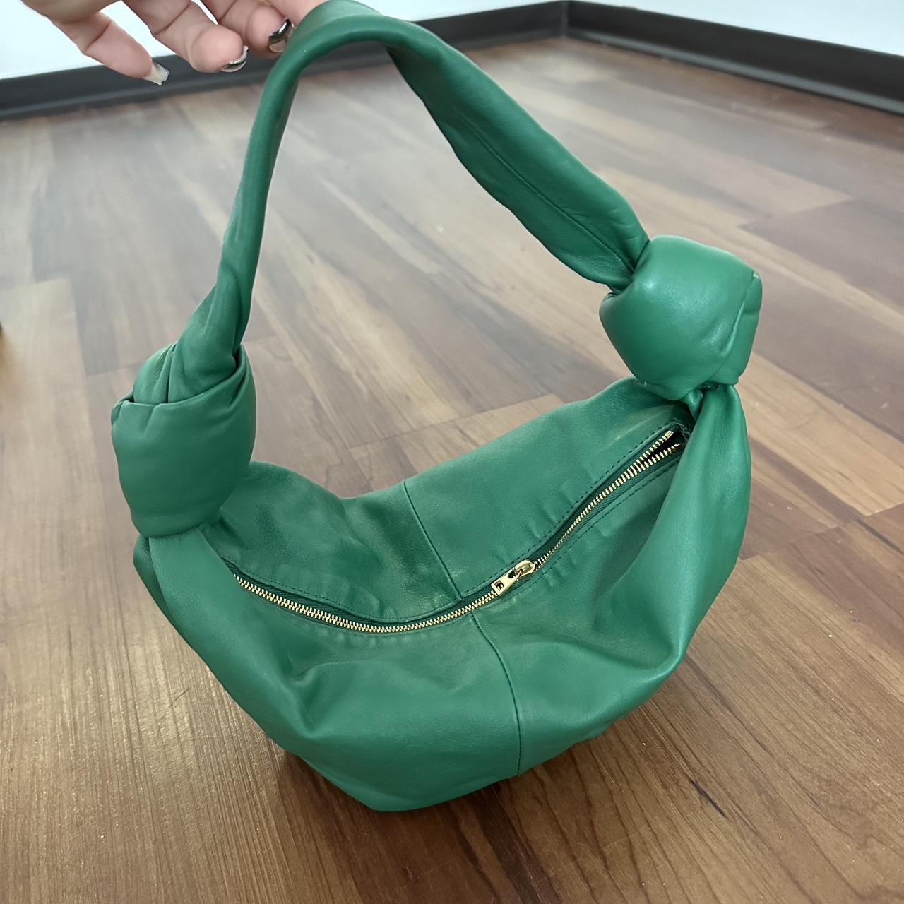 Bottega Women's Bag Depop