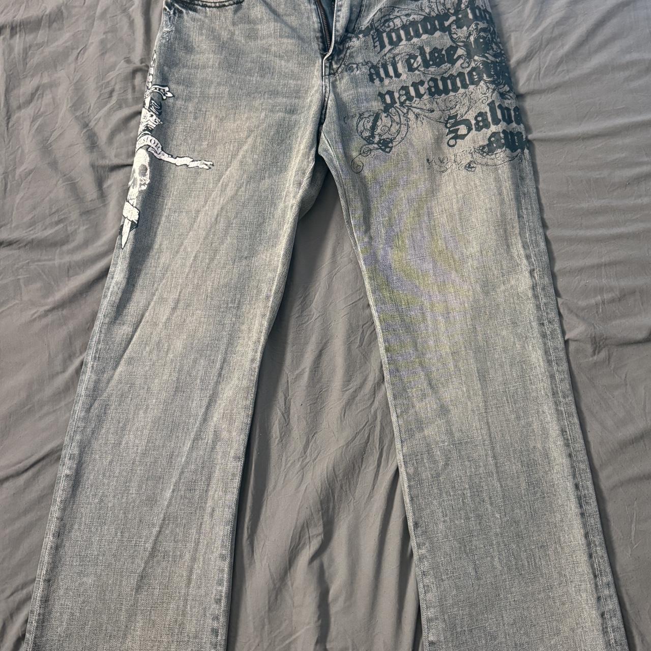 item listed by adrixnlf