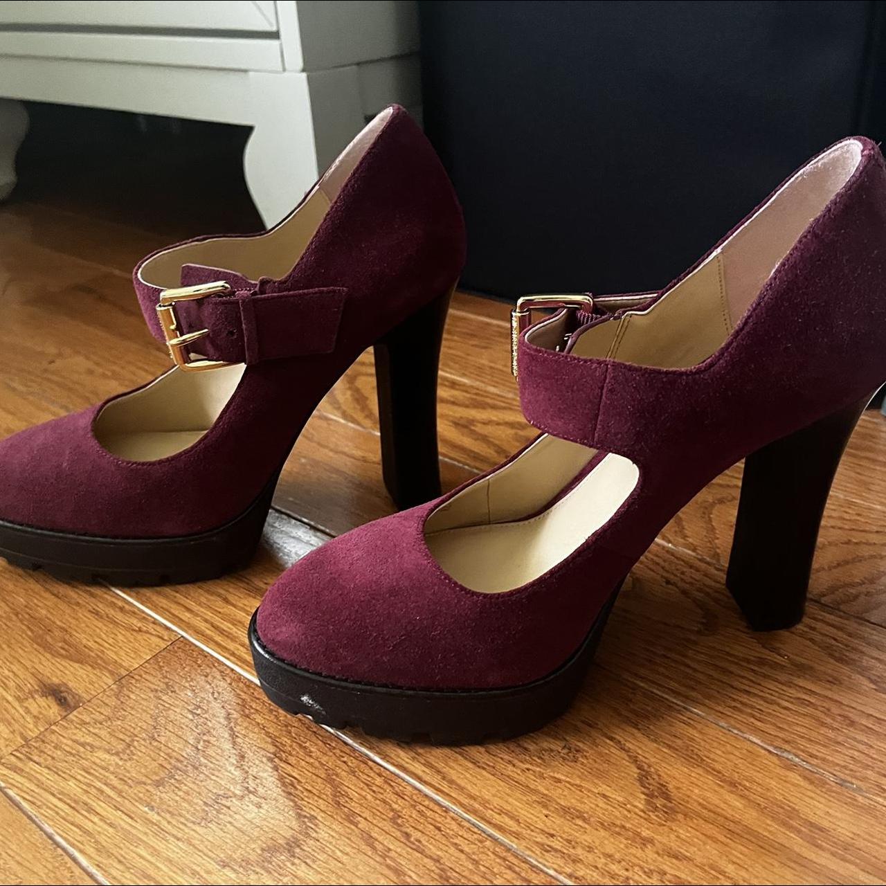 Michael kors hot sale burgundy pumps