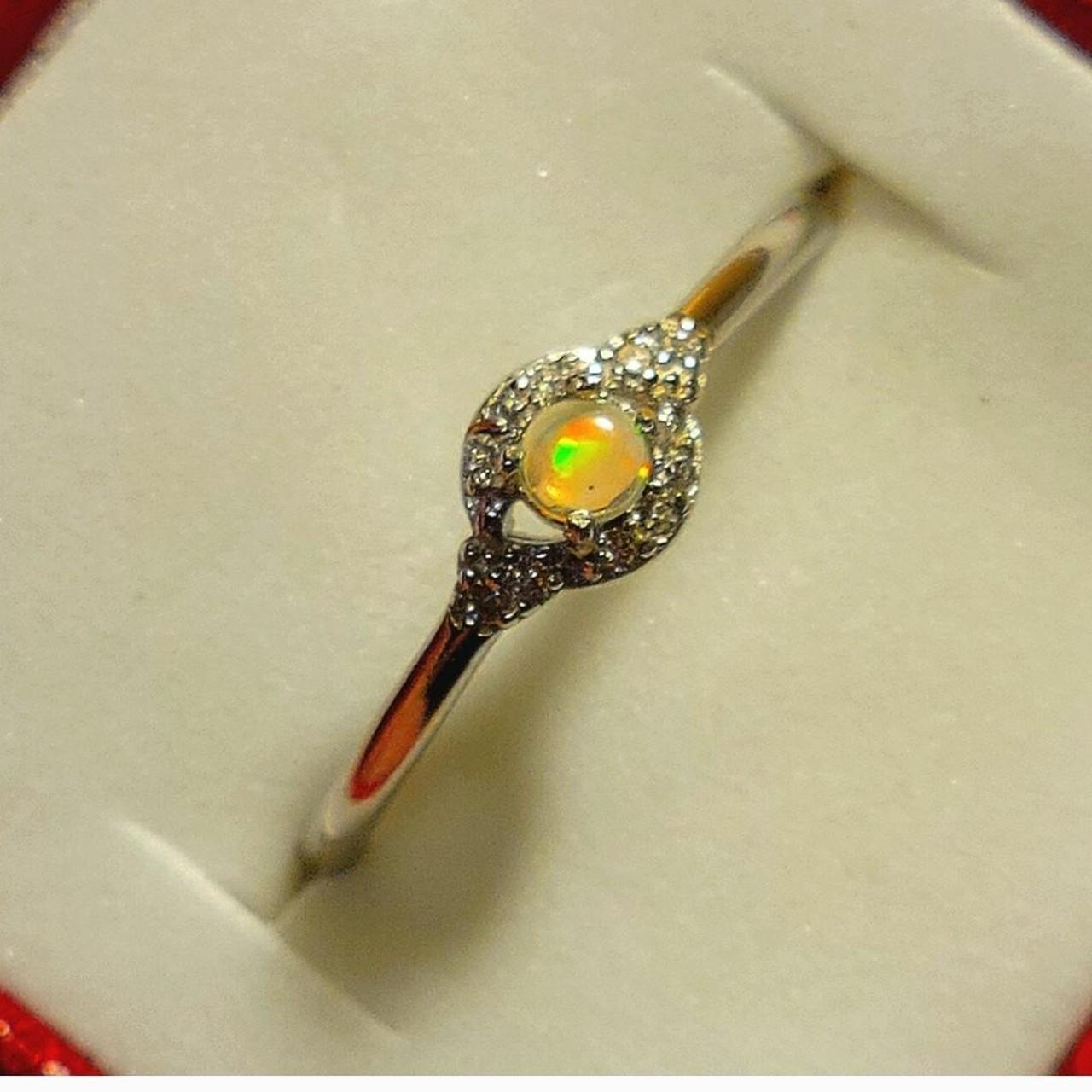 item listed by diamonds_gems