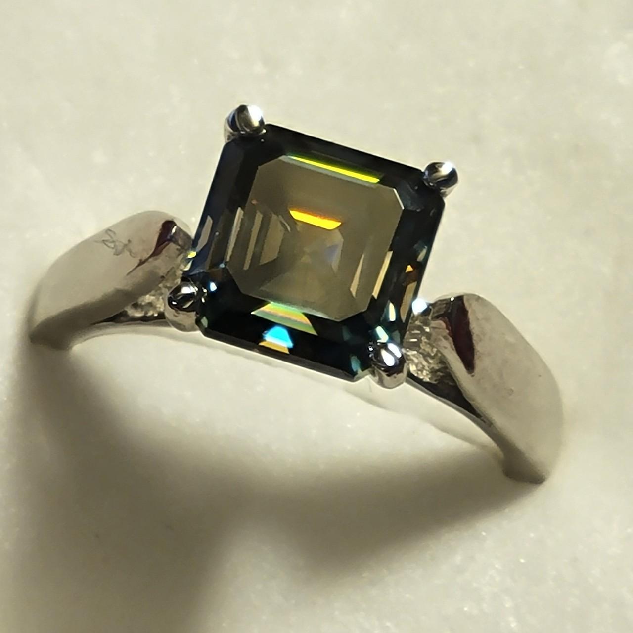 item listed by diamonds_gems