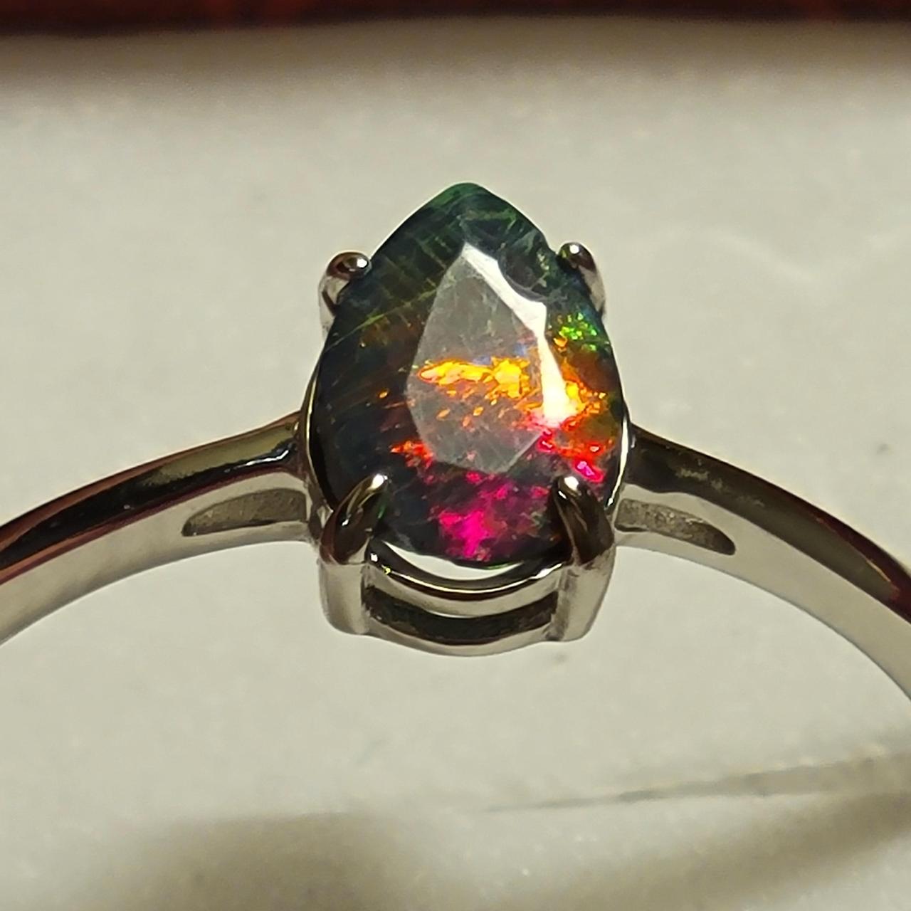 item listed by diamonds_gems