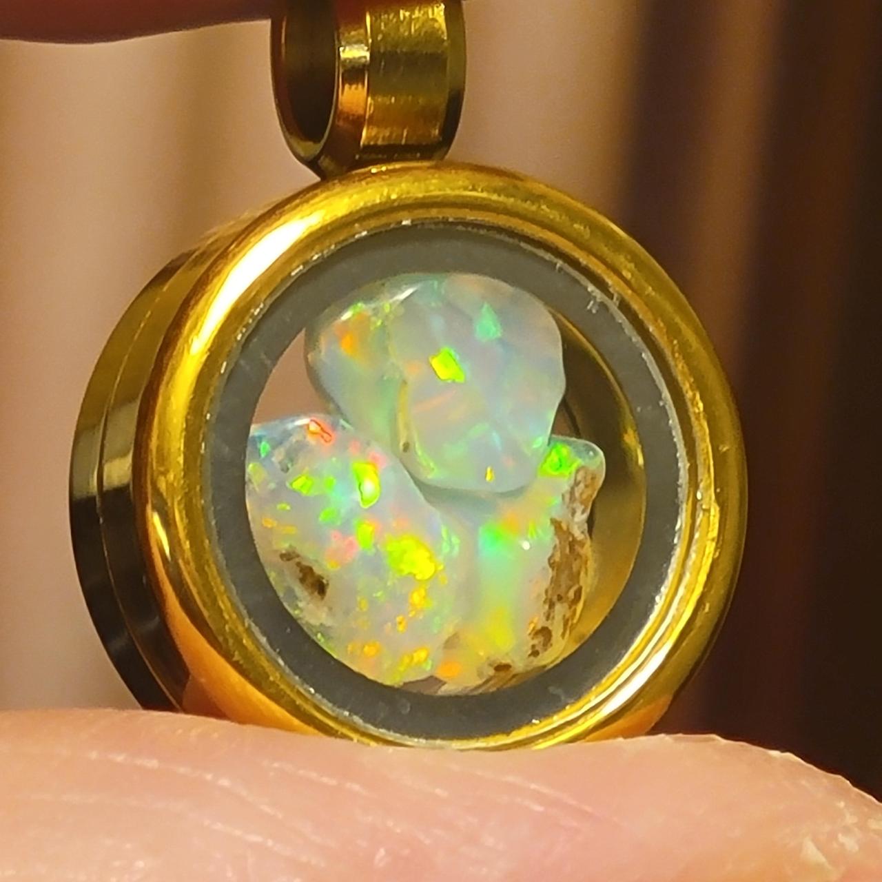 item listed by diamonds_gems