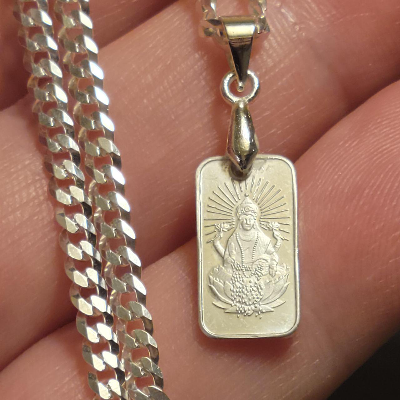 item listed by diamonds_gems