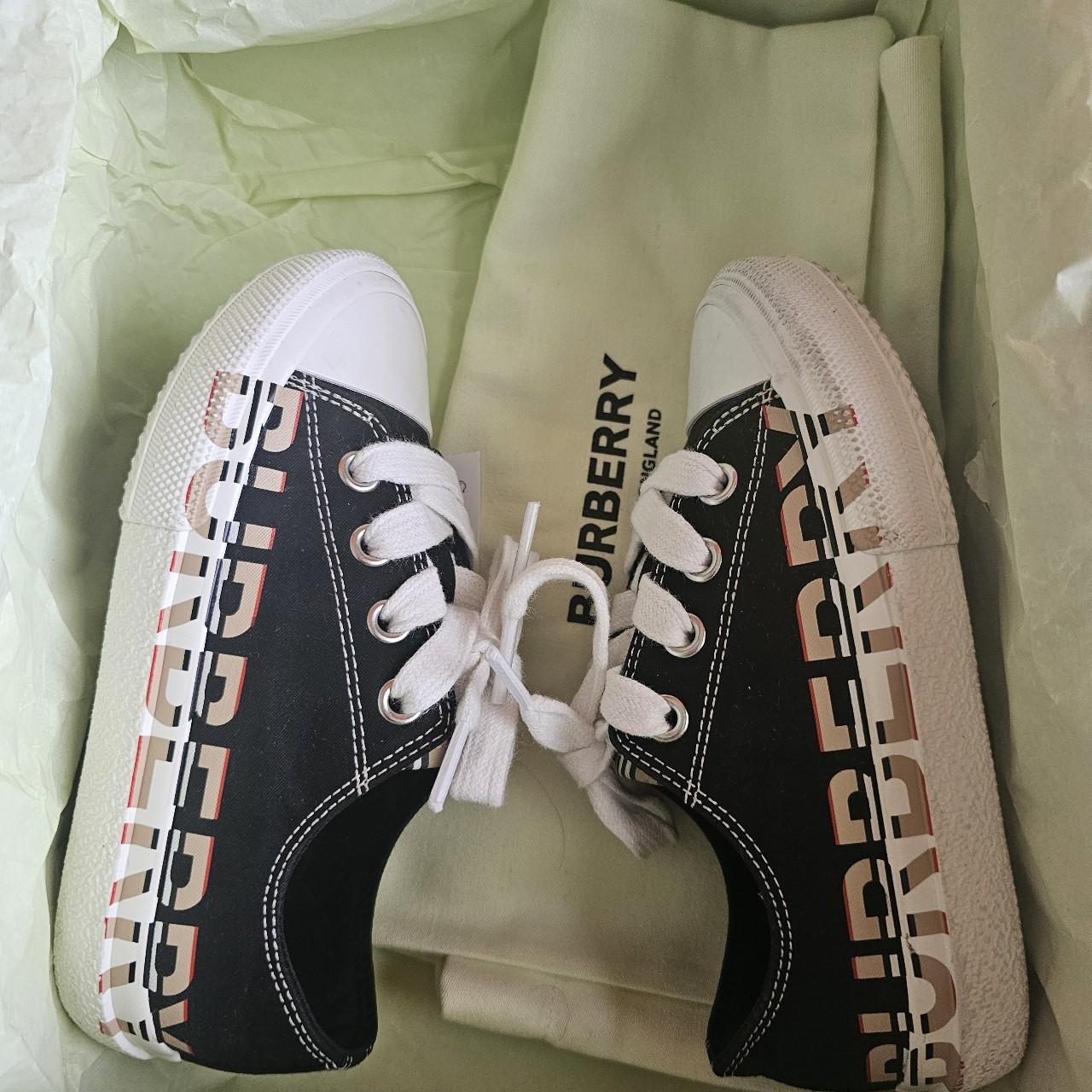 Burberry larkhall sneakers best sale