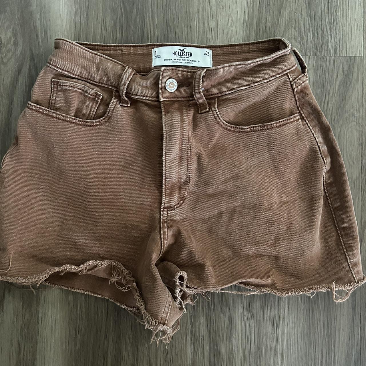 Brown high rise mom shorts #summer hollister jeans