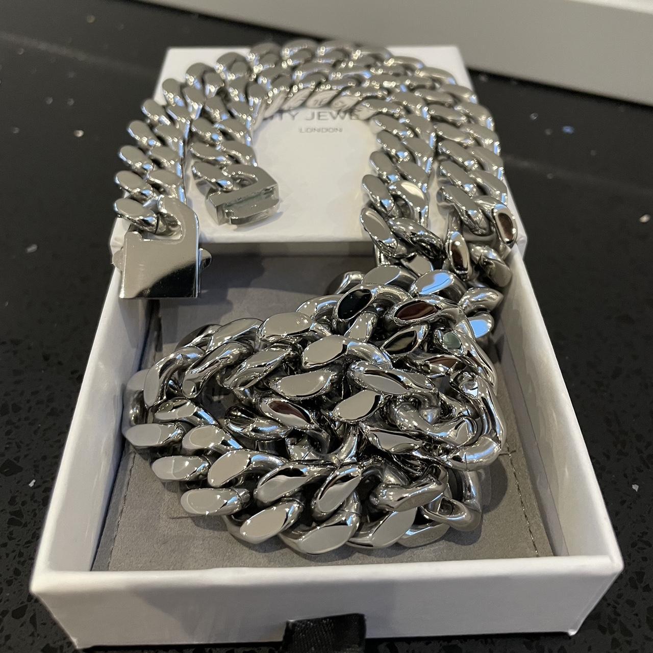 item listed by icedoutlondon