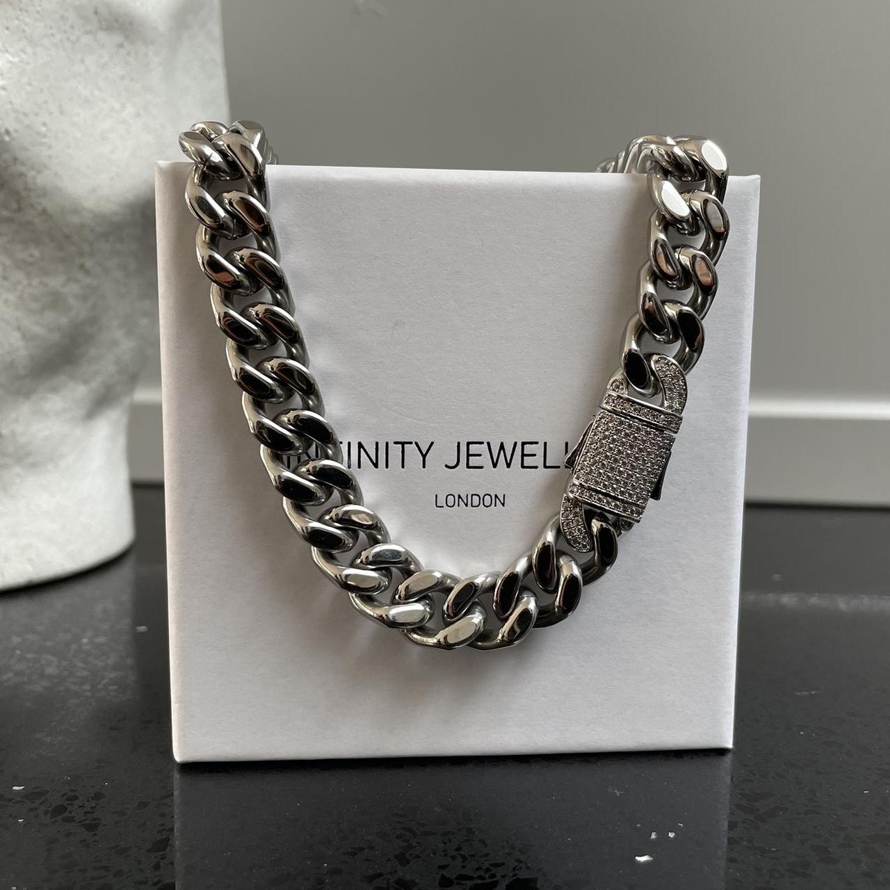 item listed by icedoutlondon