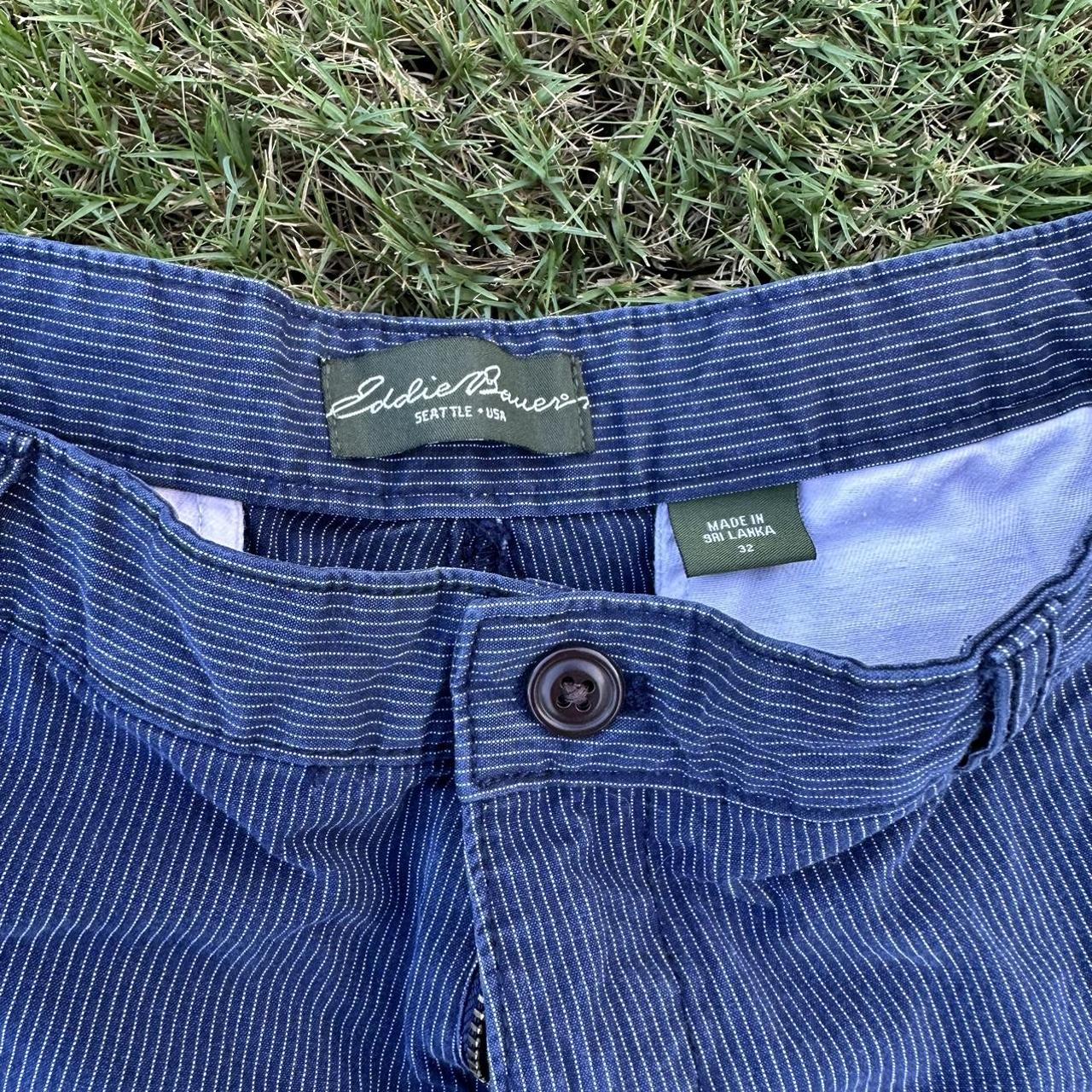 Eddie Bauer Men's Navy and White Shorts Depop