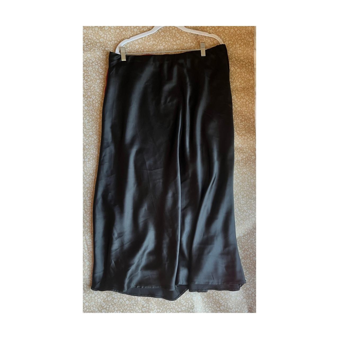 2 beautiful Dorothy Perkins satin skirts never. Depop