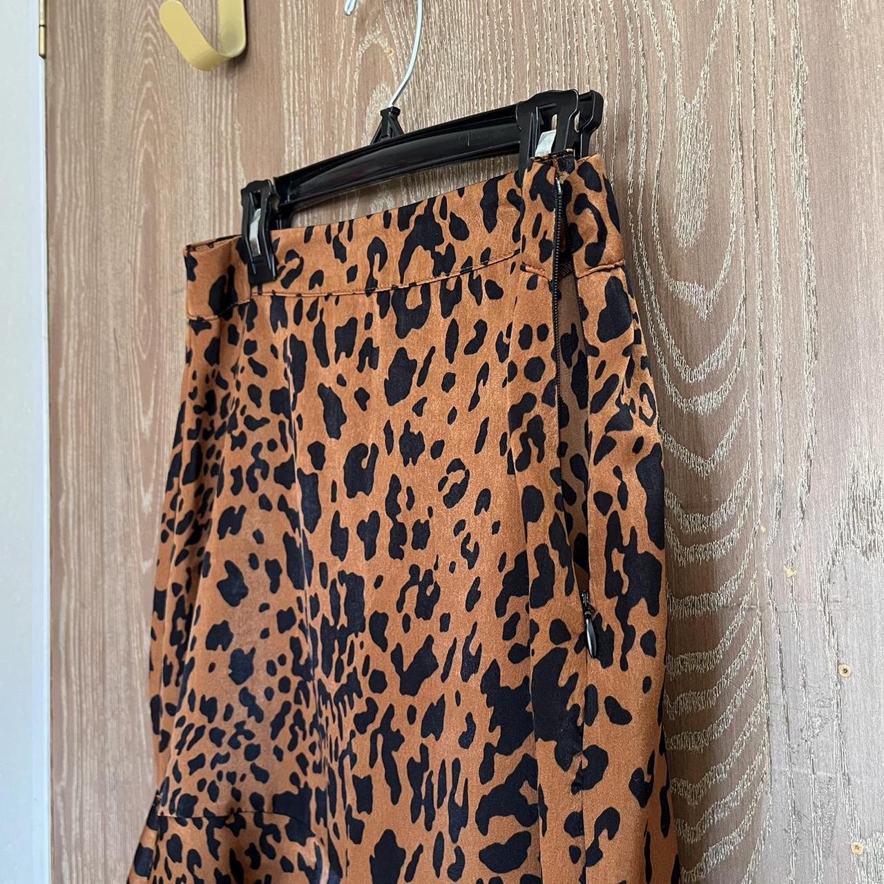 Forever 21 leopard print brown skirt Size. Depop