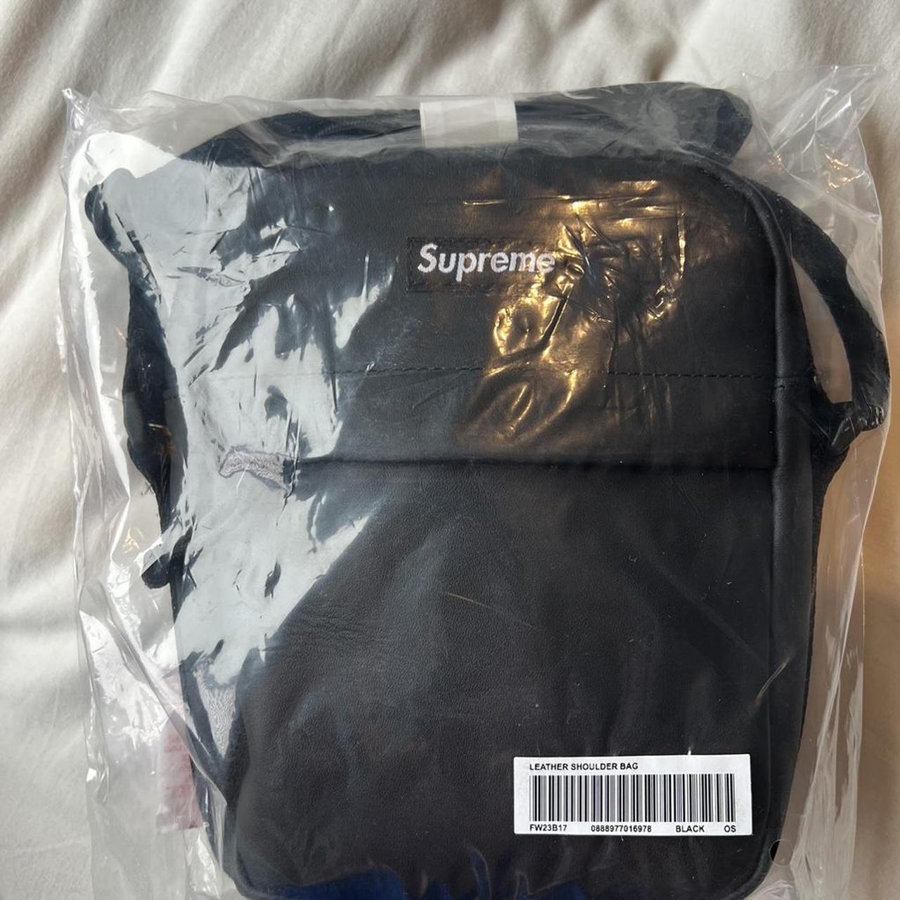最終特化‼️新作 Supreme ブラック ショルダーバッグ 半沢直キ