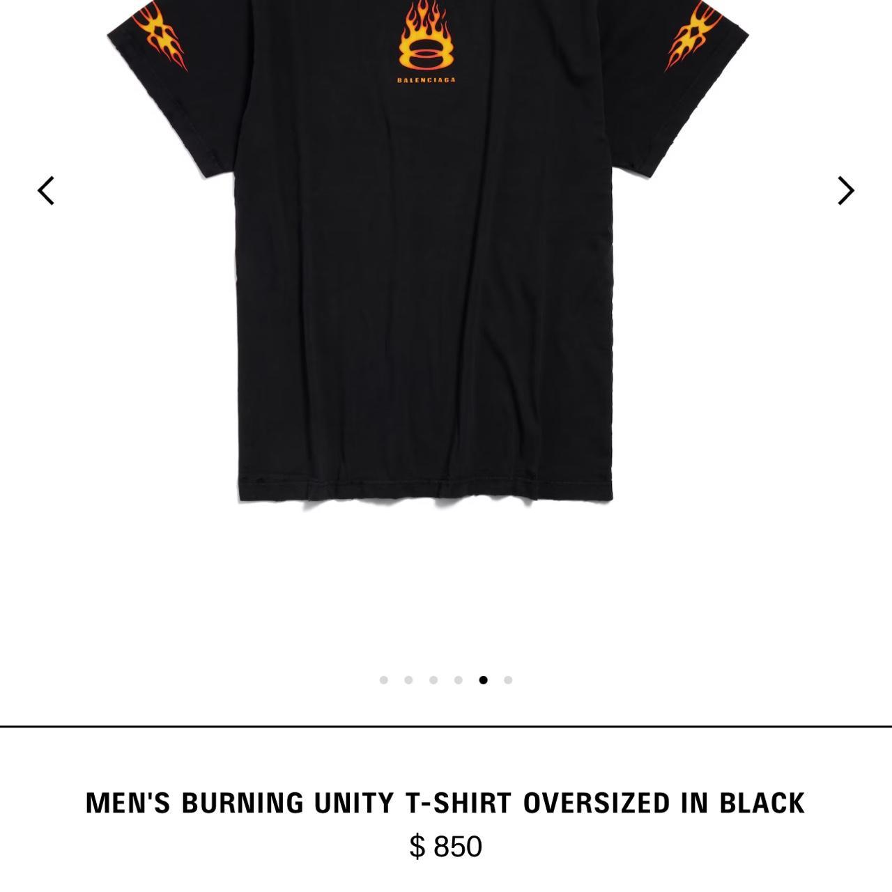 【BALENCIAGA】ブラック Burning Unity Tシャツ Balenciaga Burning Unity Oversized T-Shirt | Saks Fifth Avenue